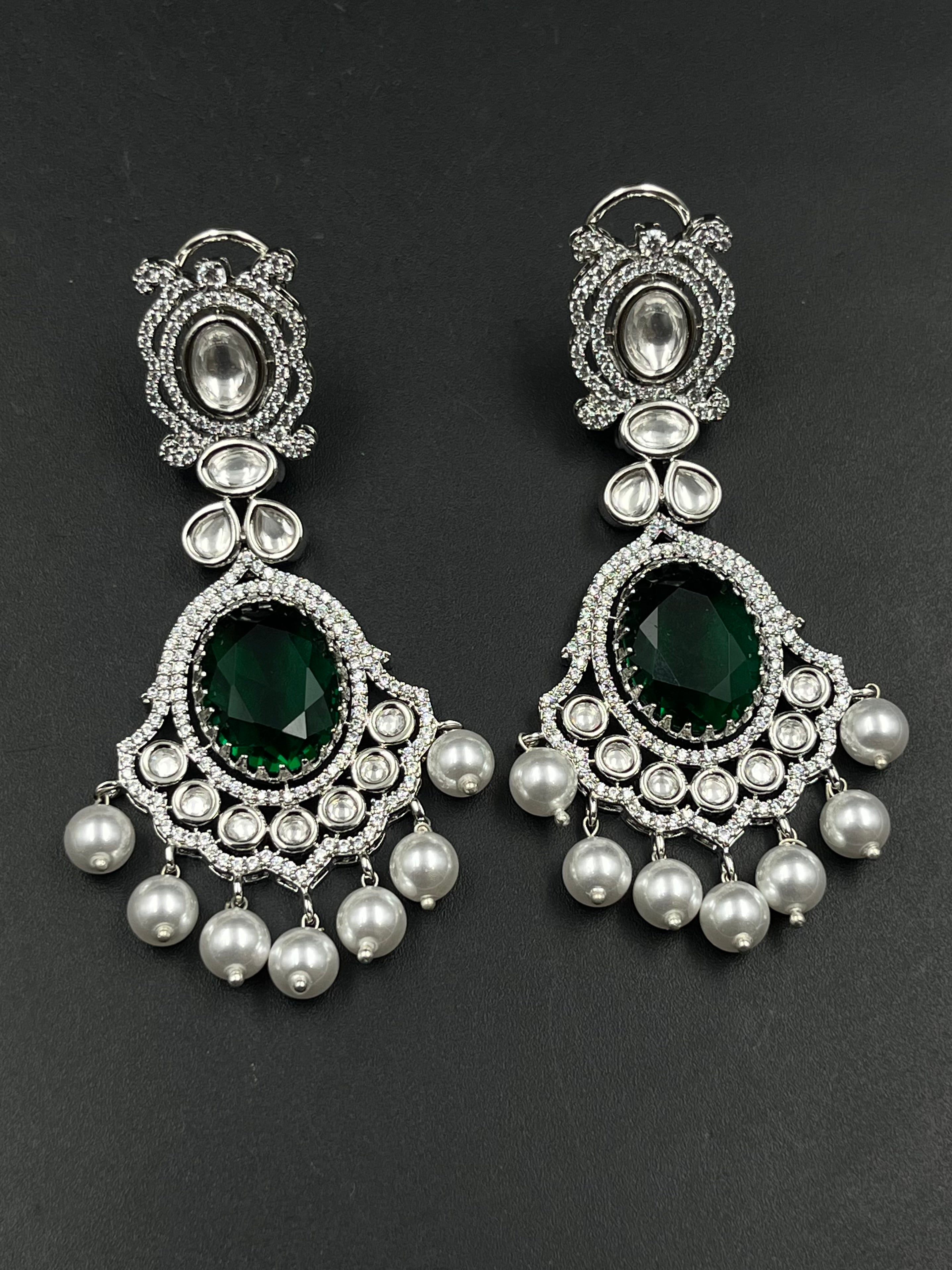 AZA EARRING