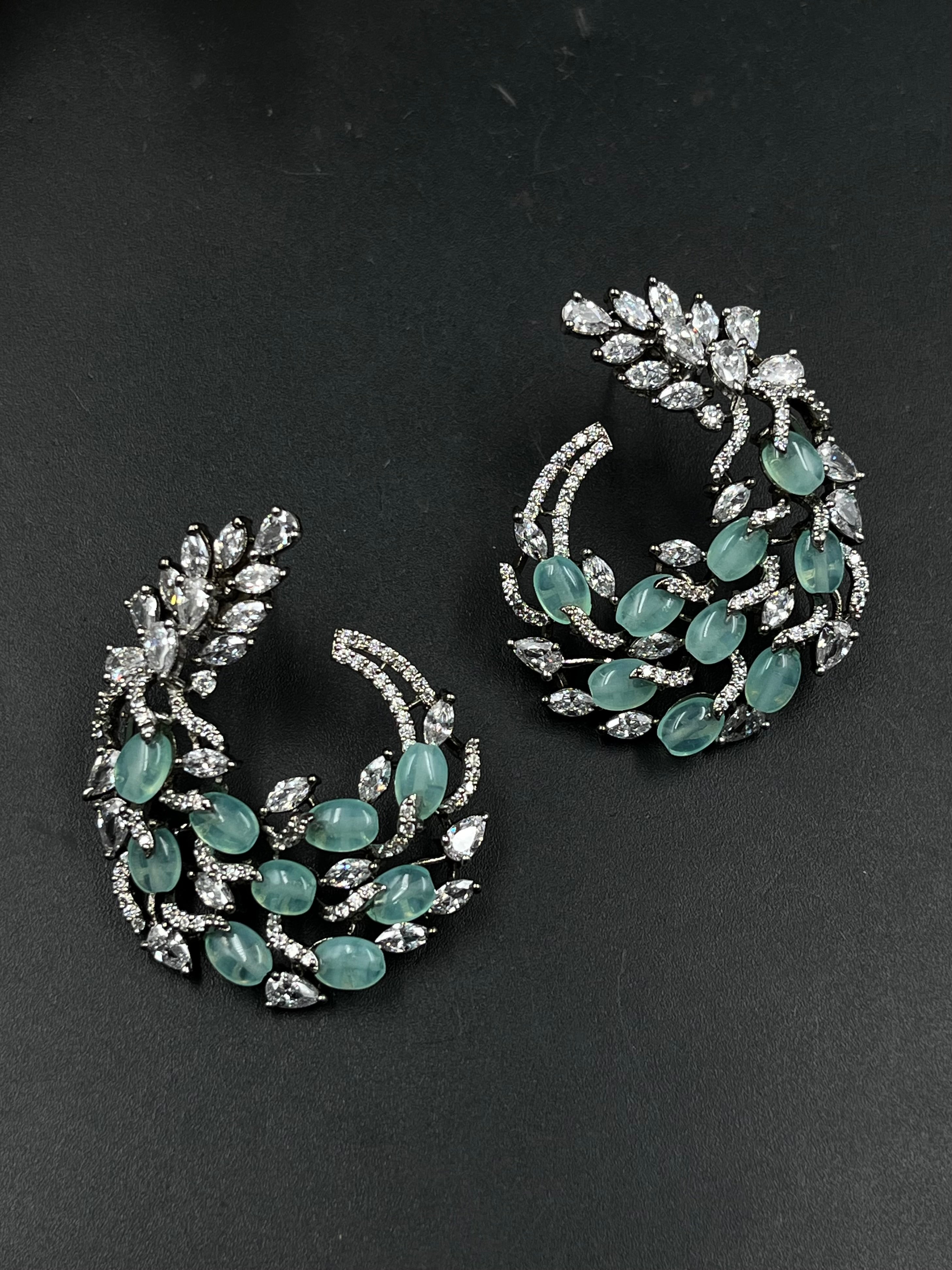 NOUR EARRING