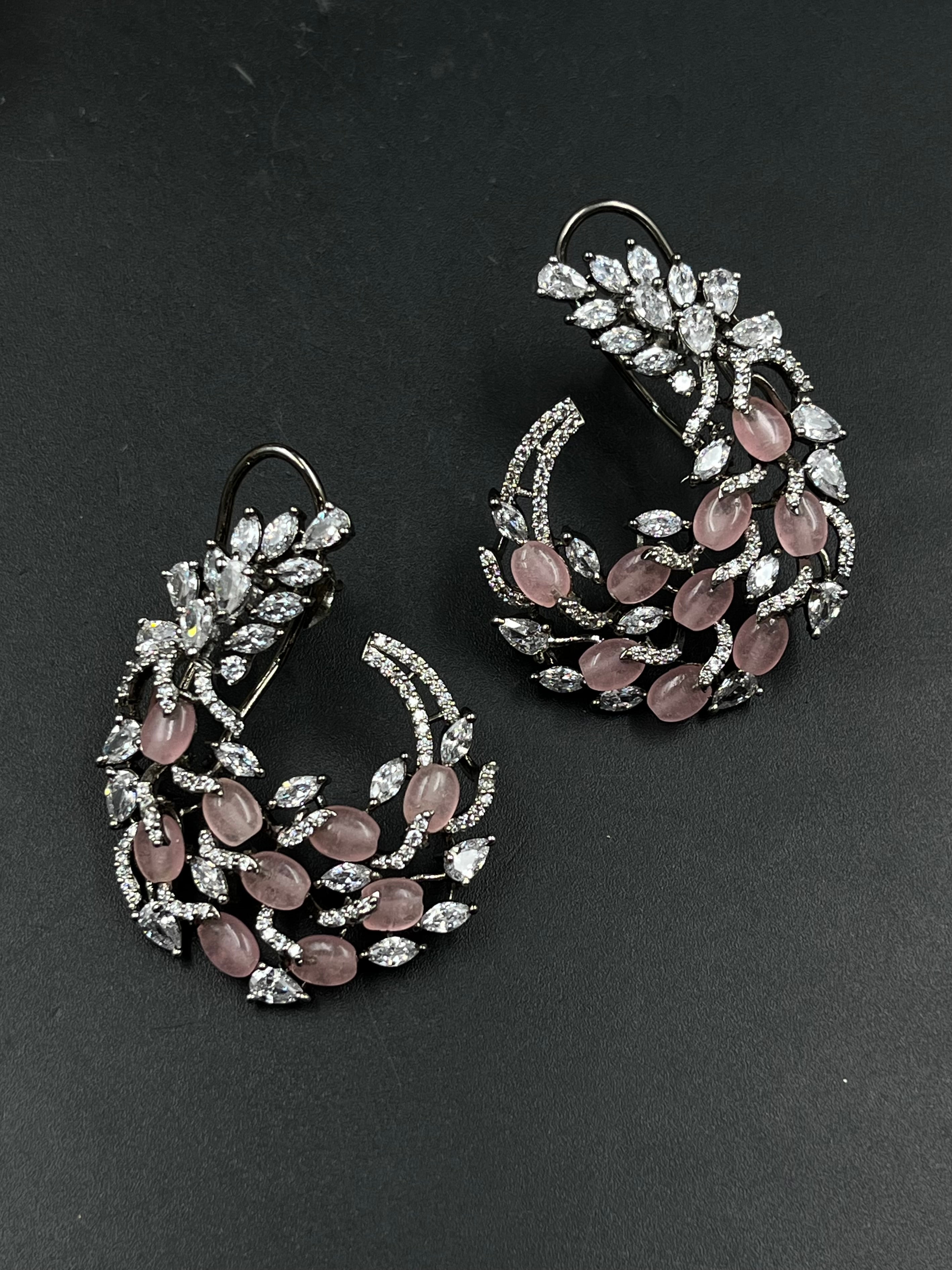 NOUR EARRING