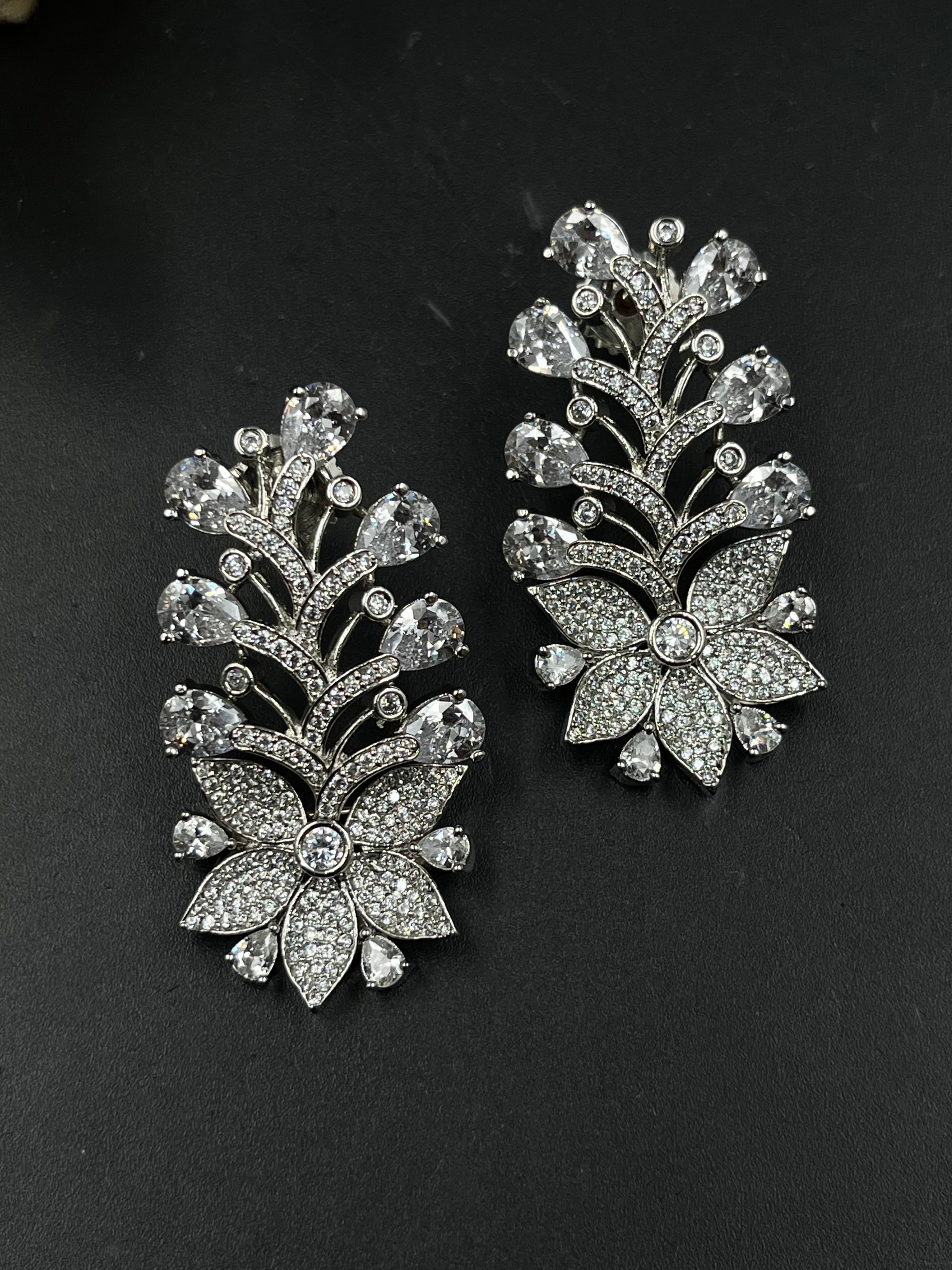 MINI EARRING
