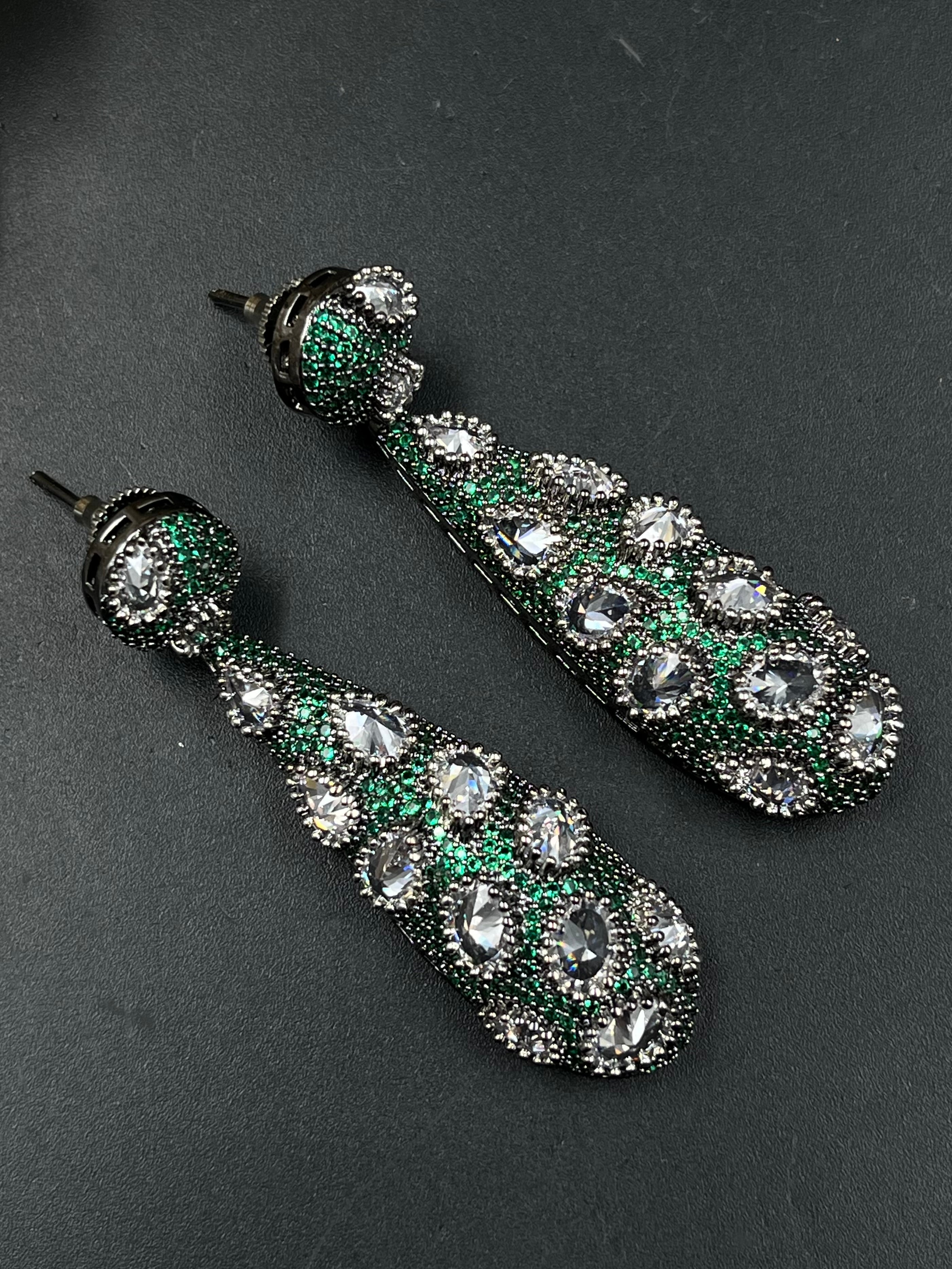 AMAL EARRING