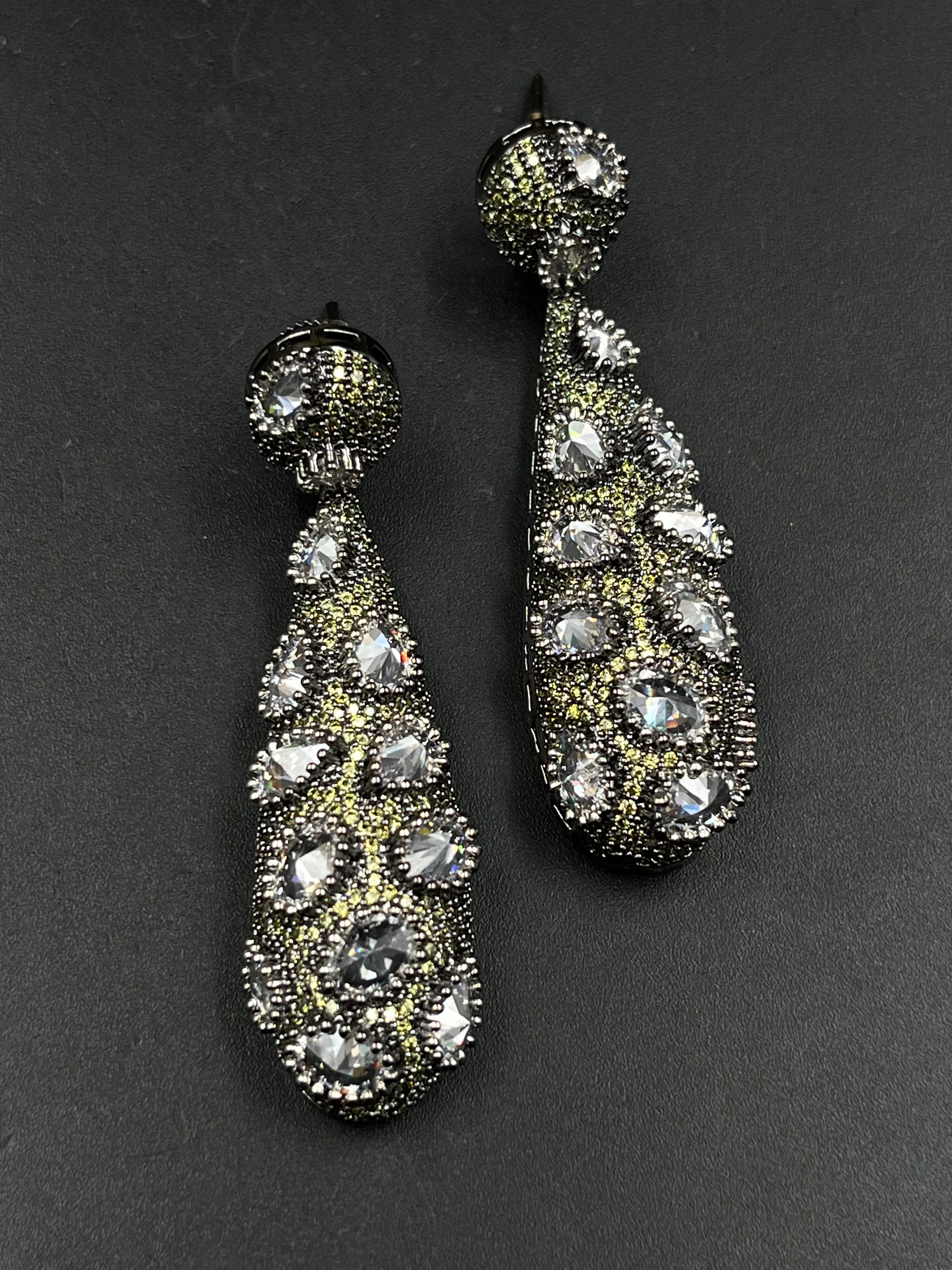 AMAL EARRING