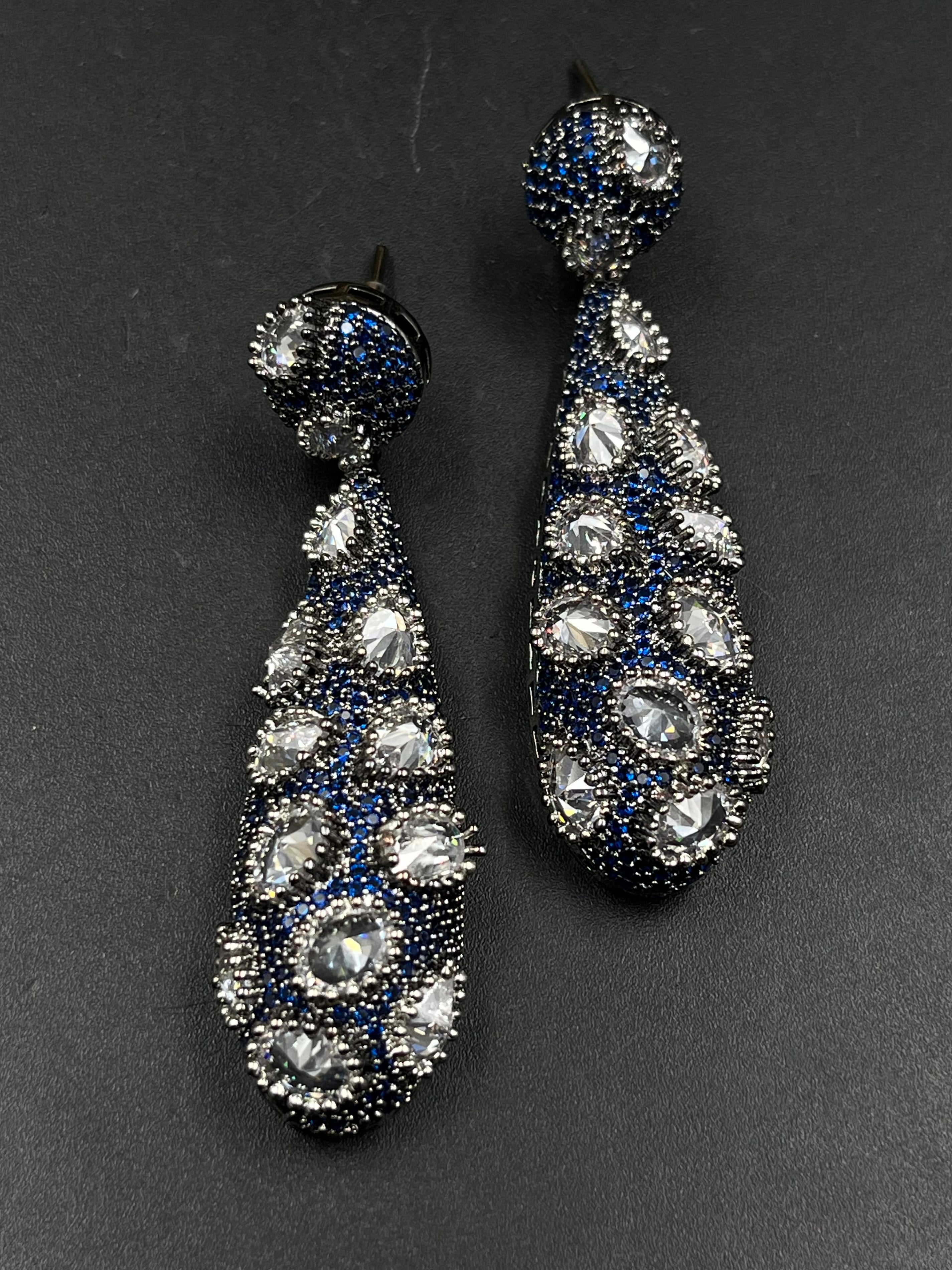 AMAL EARRING