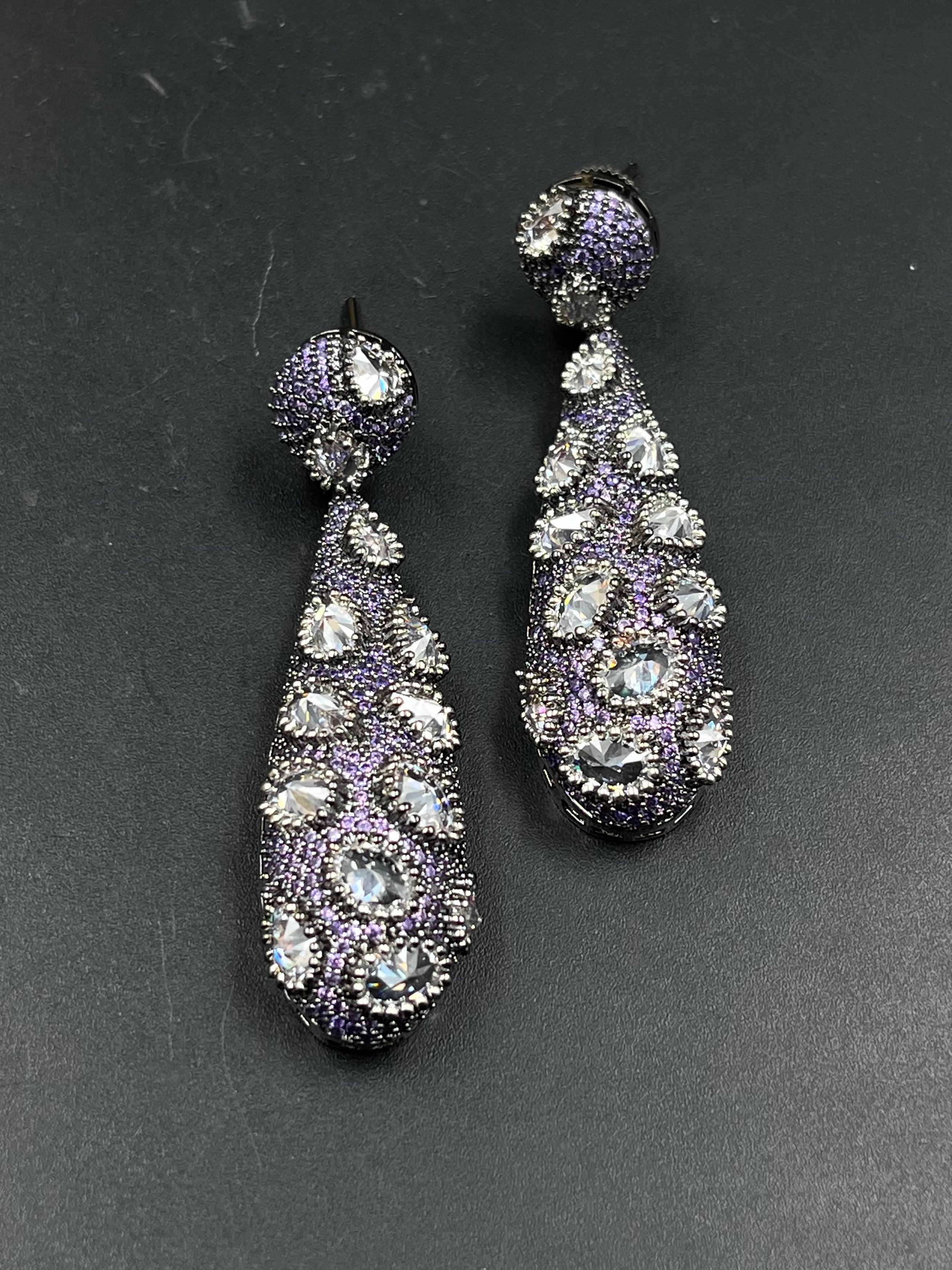 AMAL EARRING