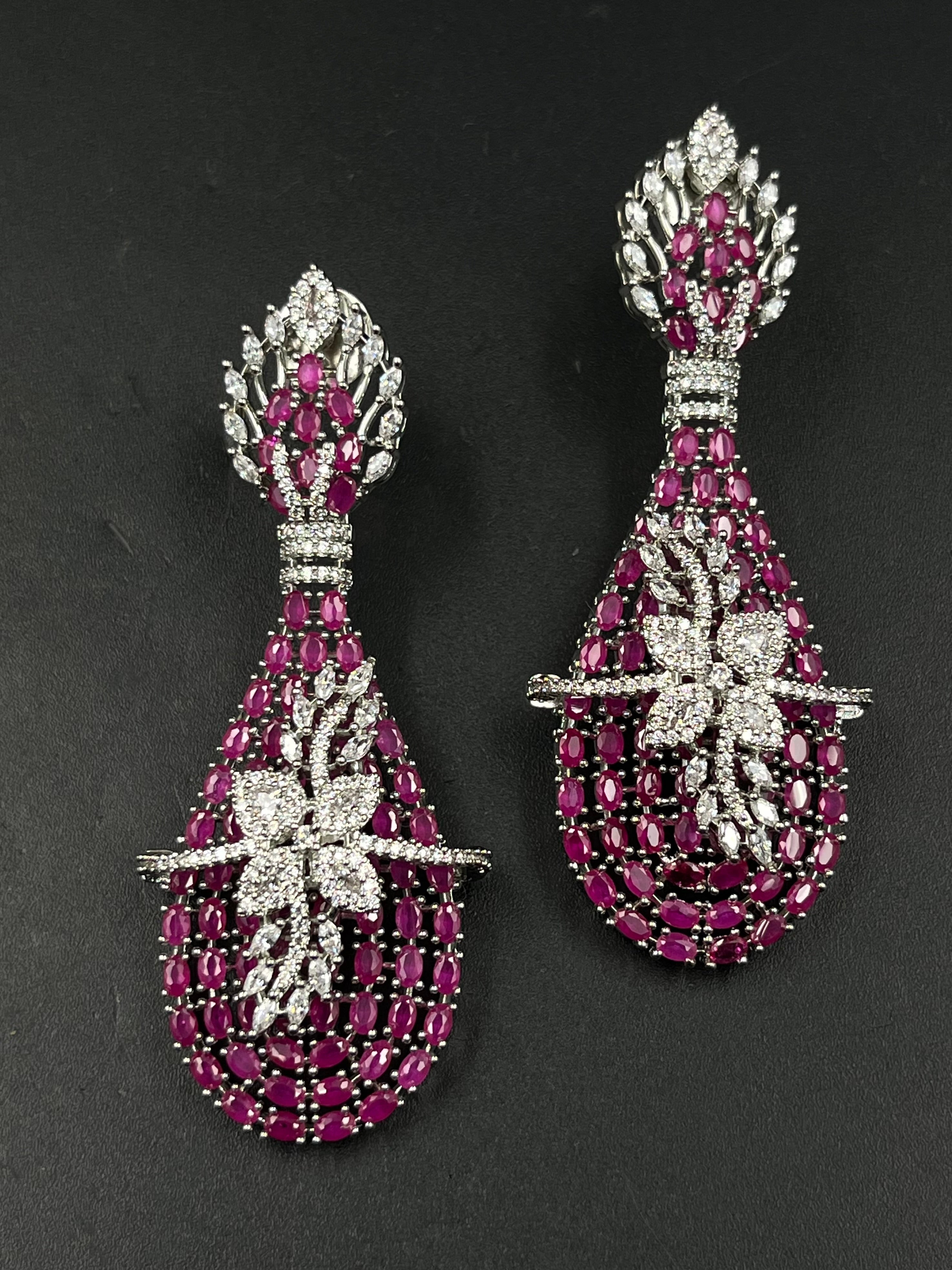 AIZA EARRING
