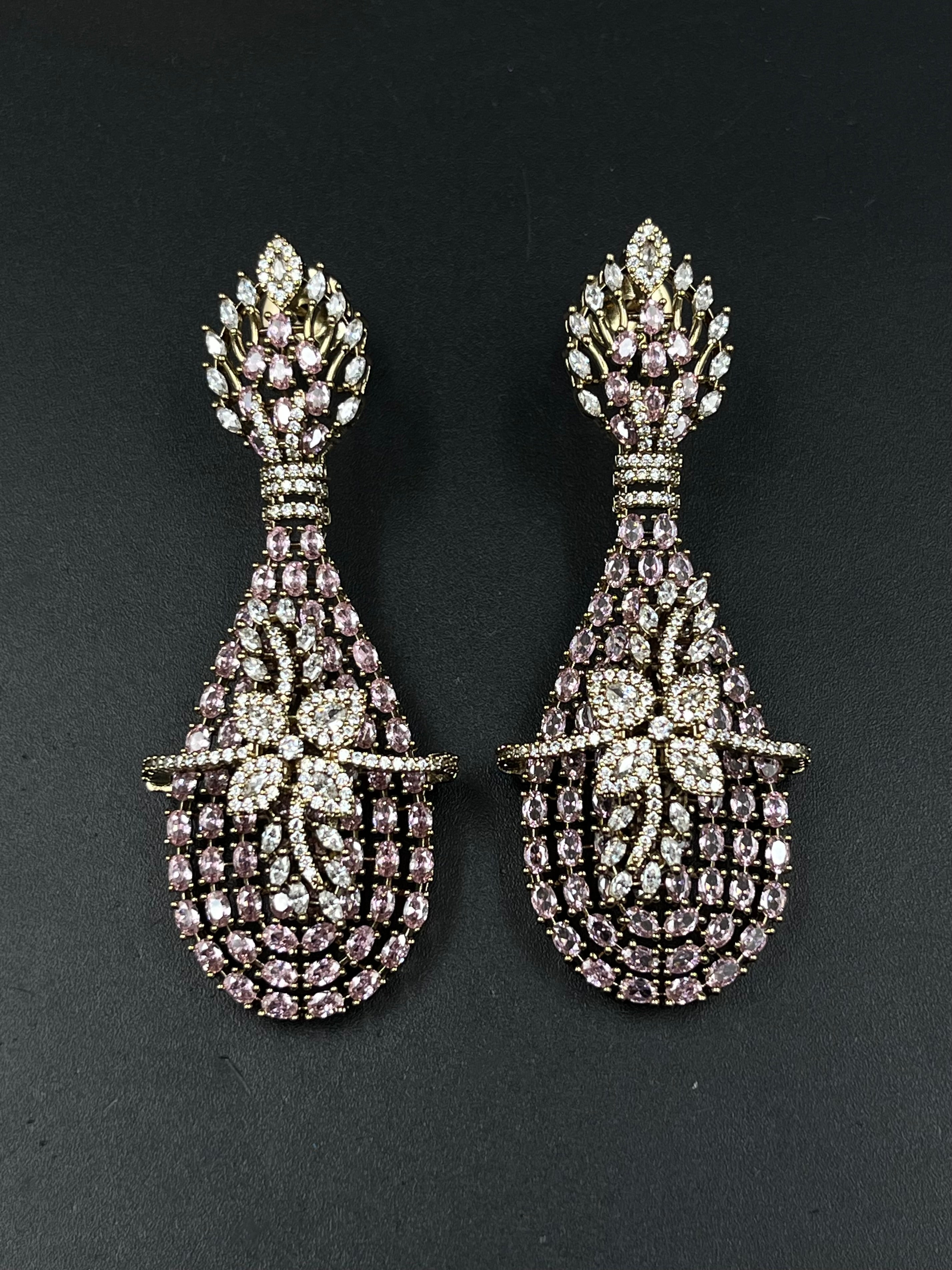AIZA EARRING