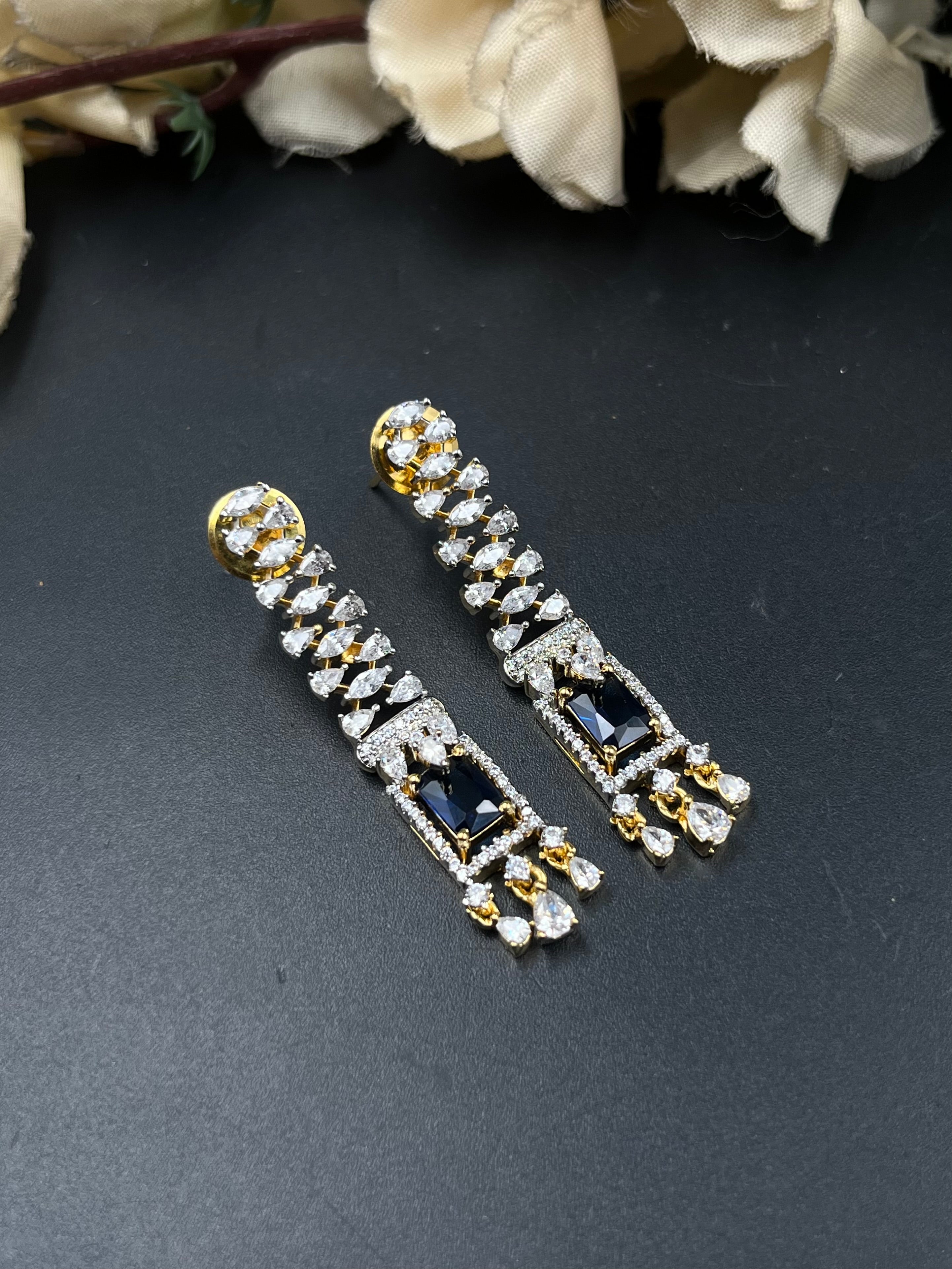NIYO NECKLACE