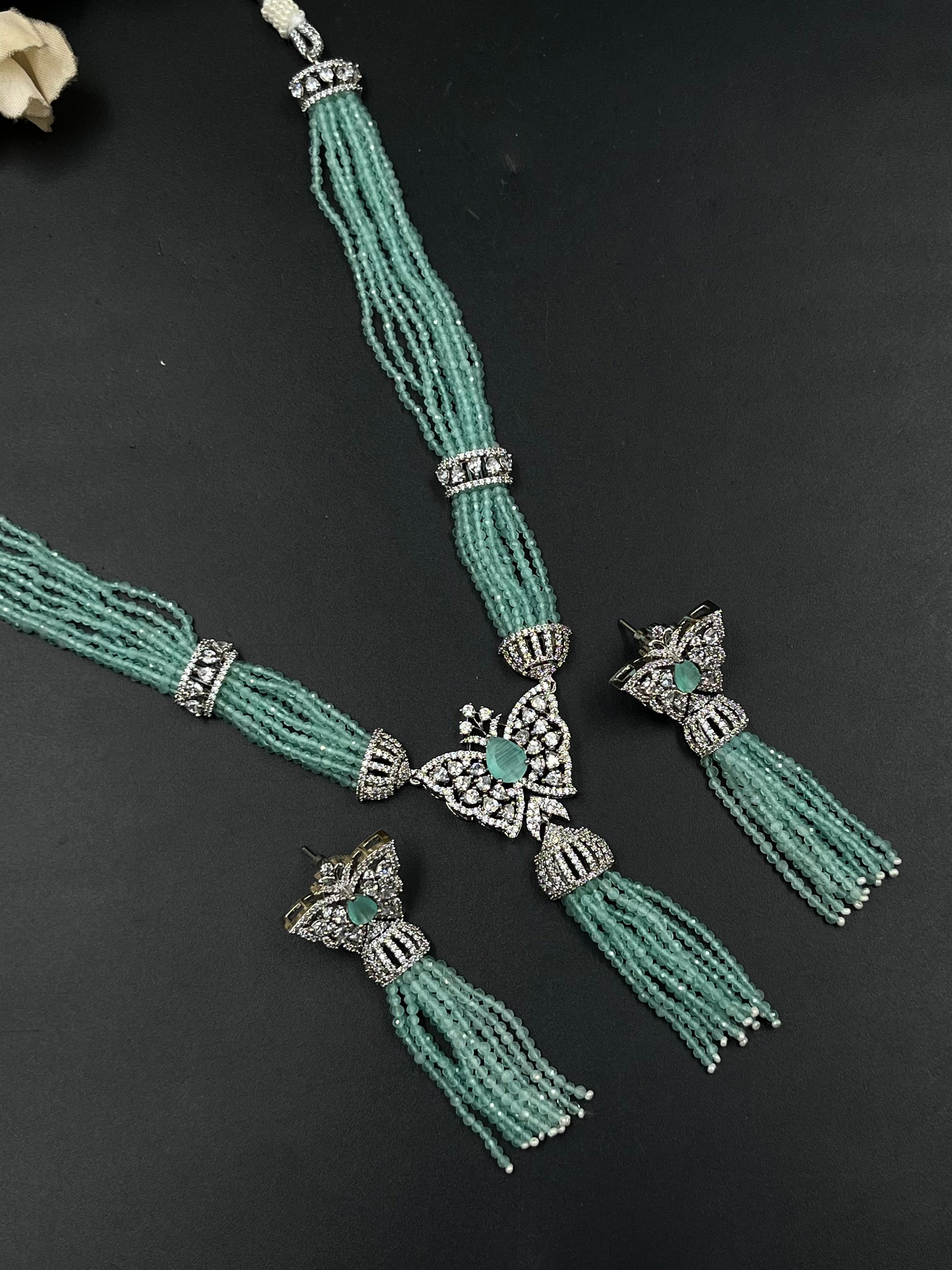 AIYSH NECKLACE