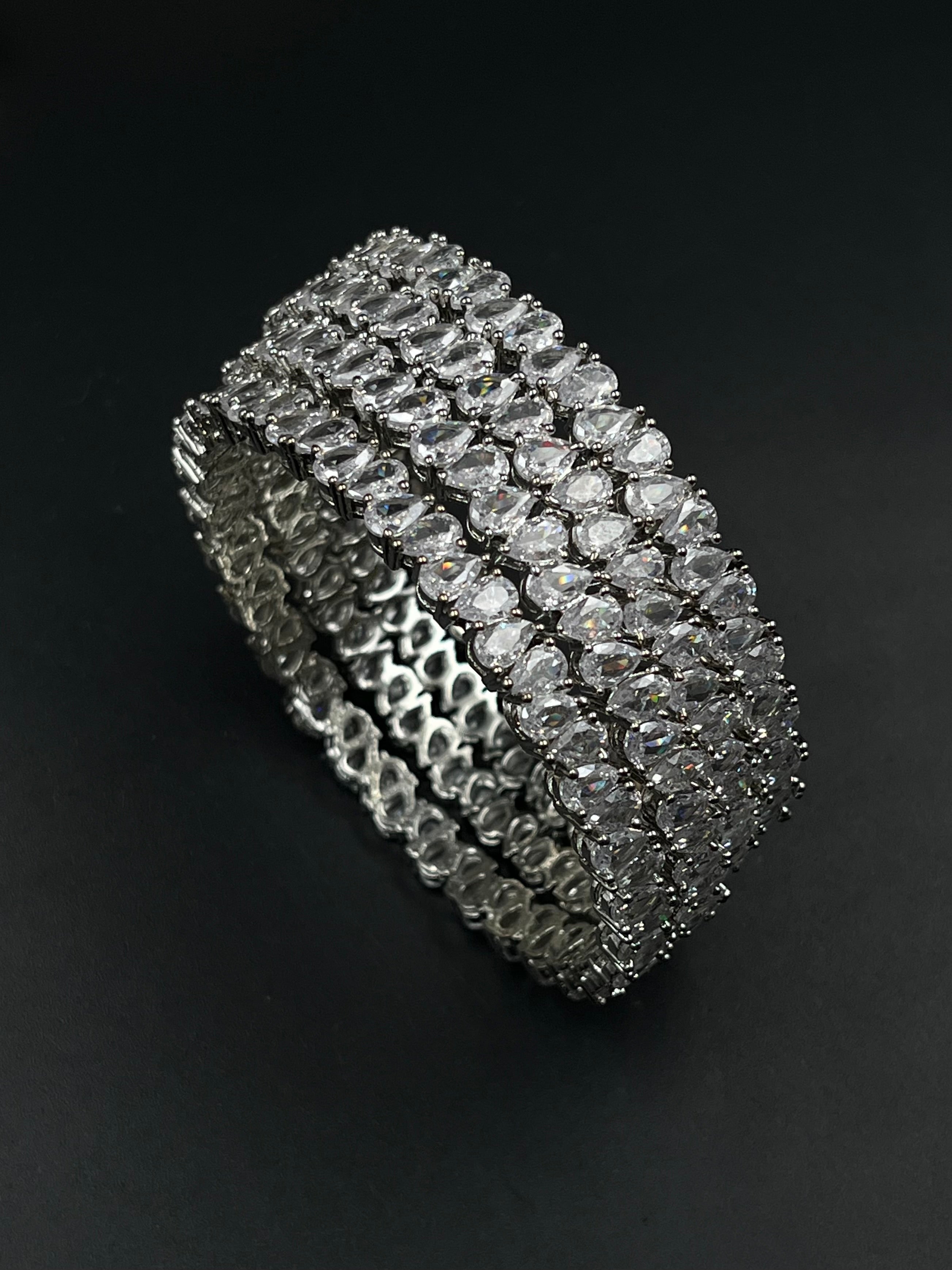 EIRA BANGLES