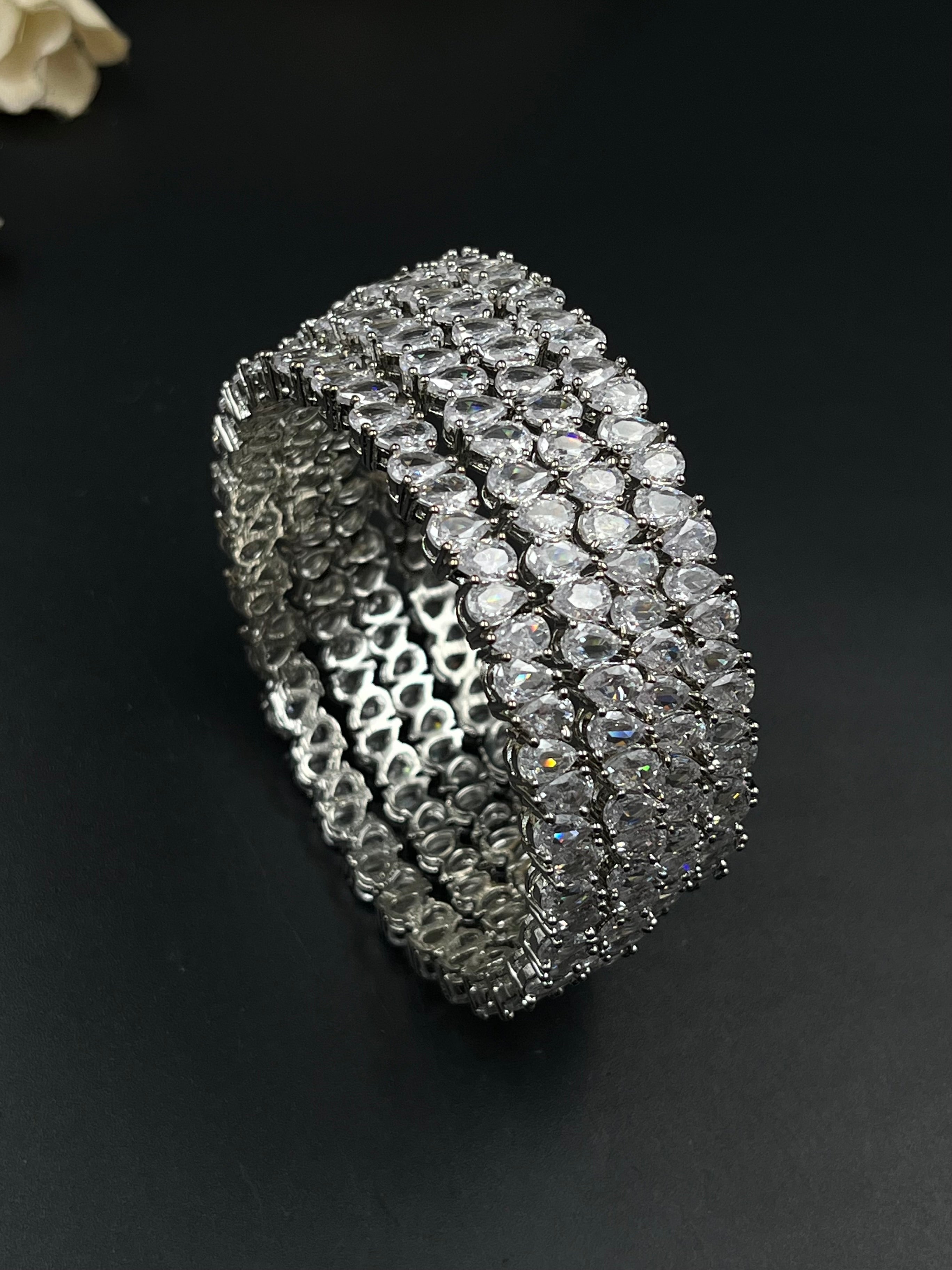 EIRA BANGLES