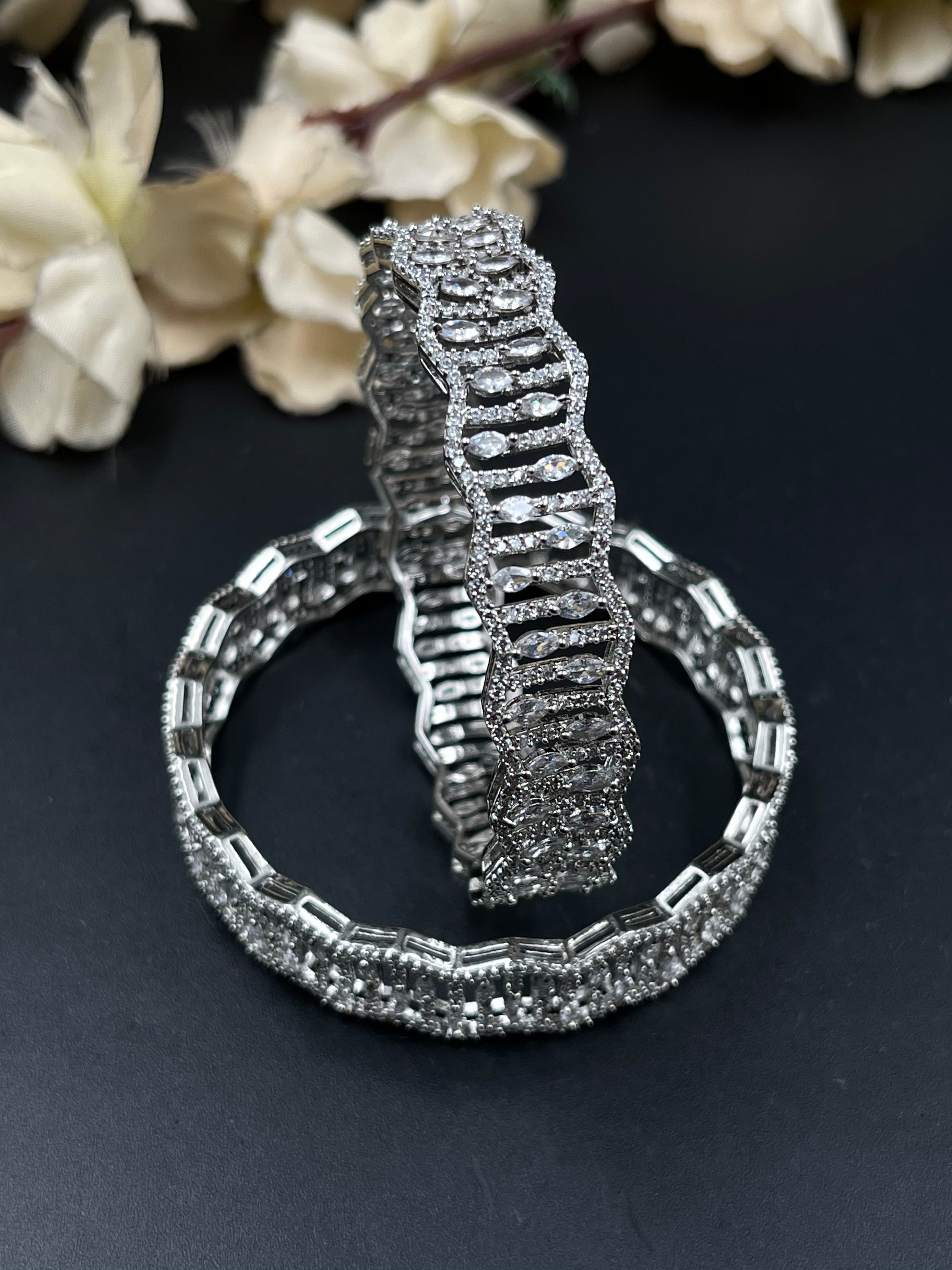 NIYAS BANGLES