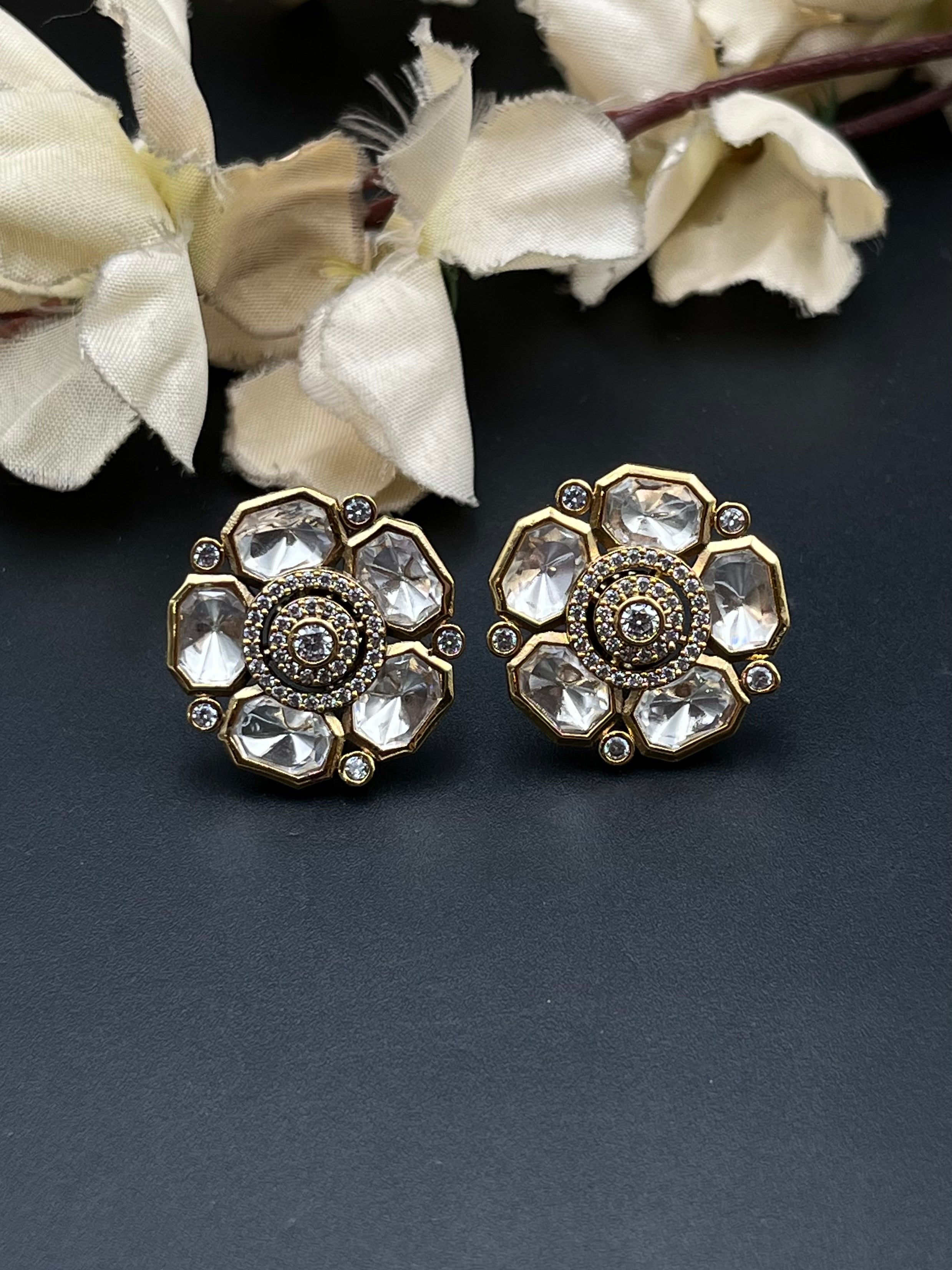 PALAK EARRING
