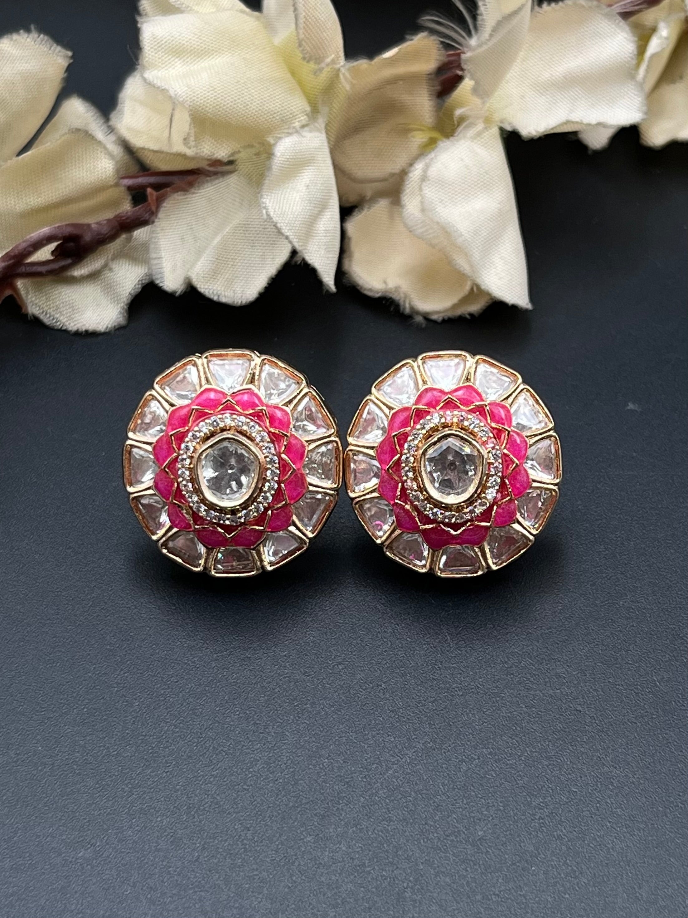 JIYO EARRING