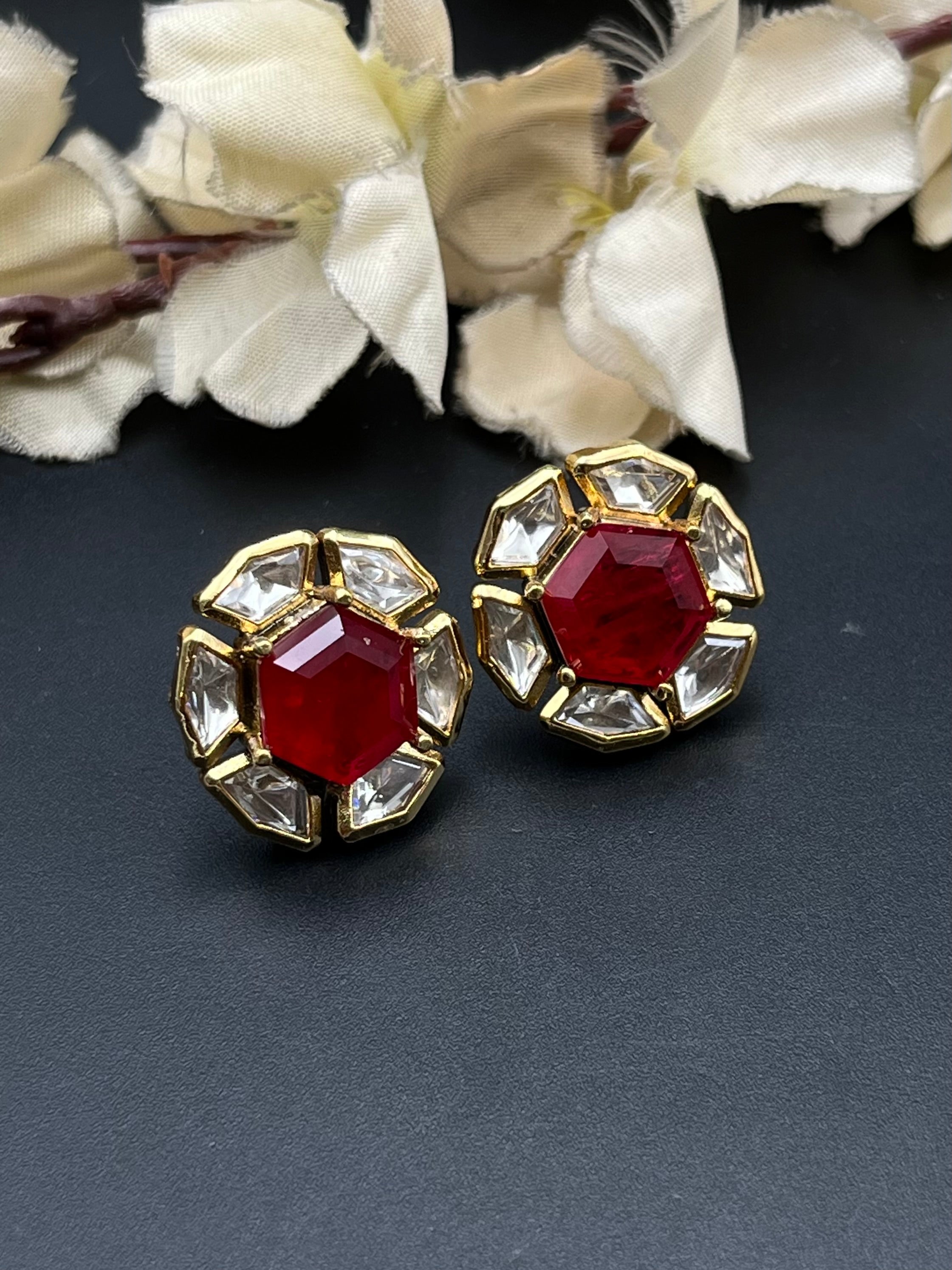 GARVI EARRING