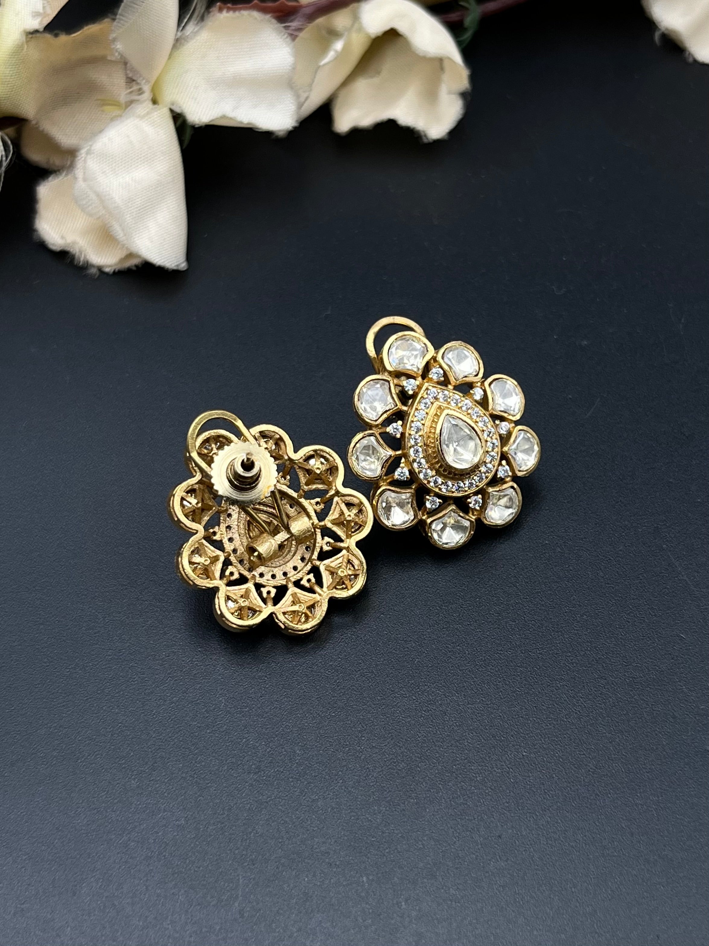 HIYAS EARRING