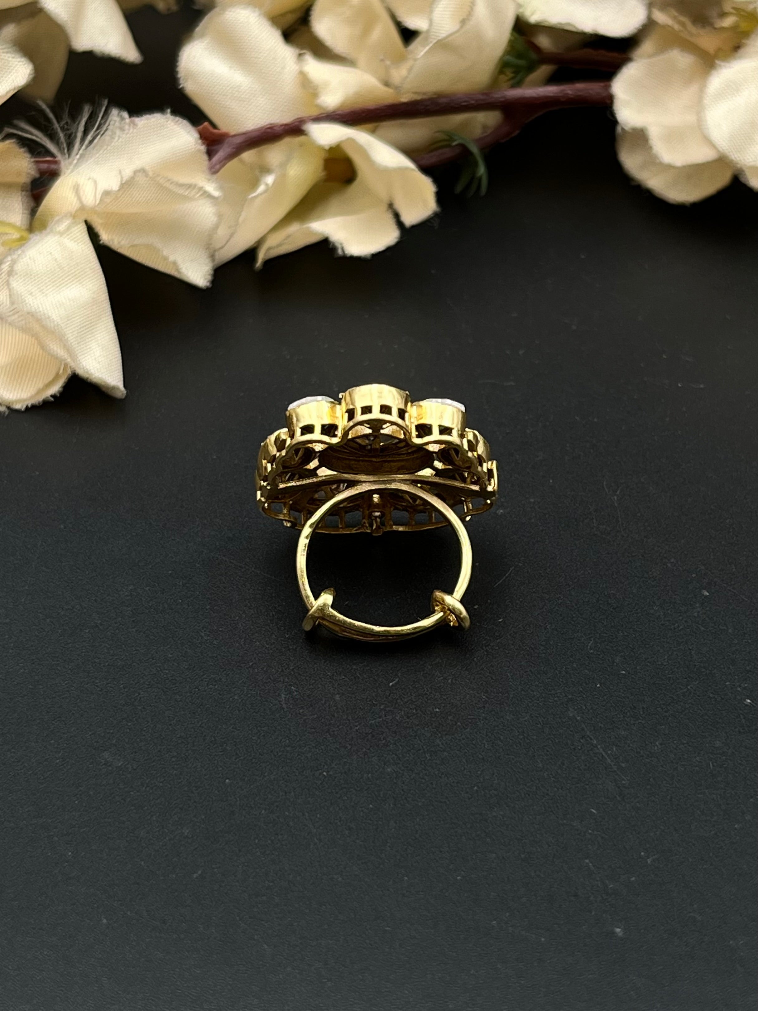 JIYA RING