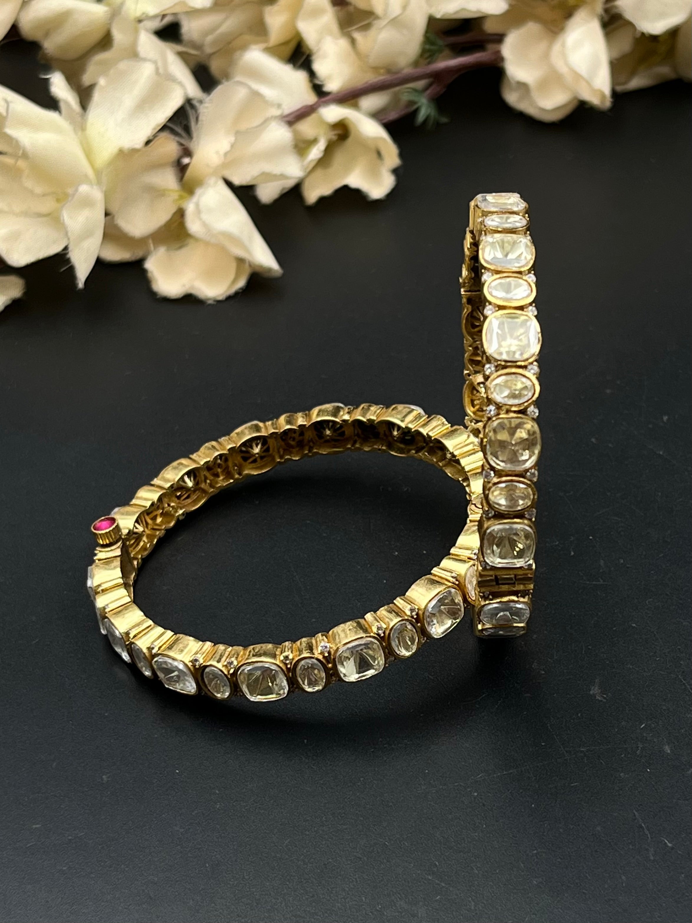 NISHA BANGLES