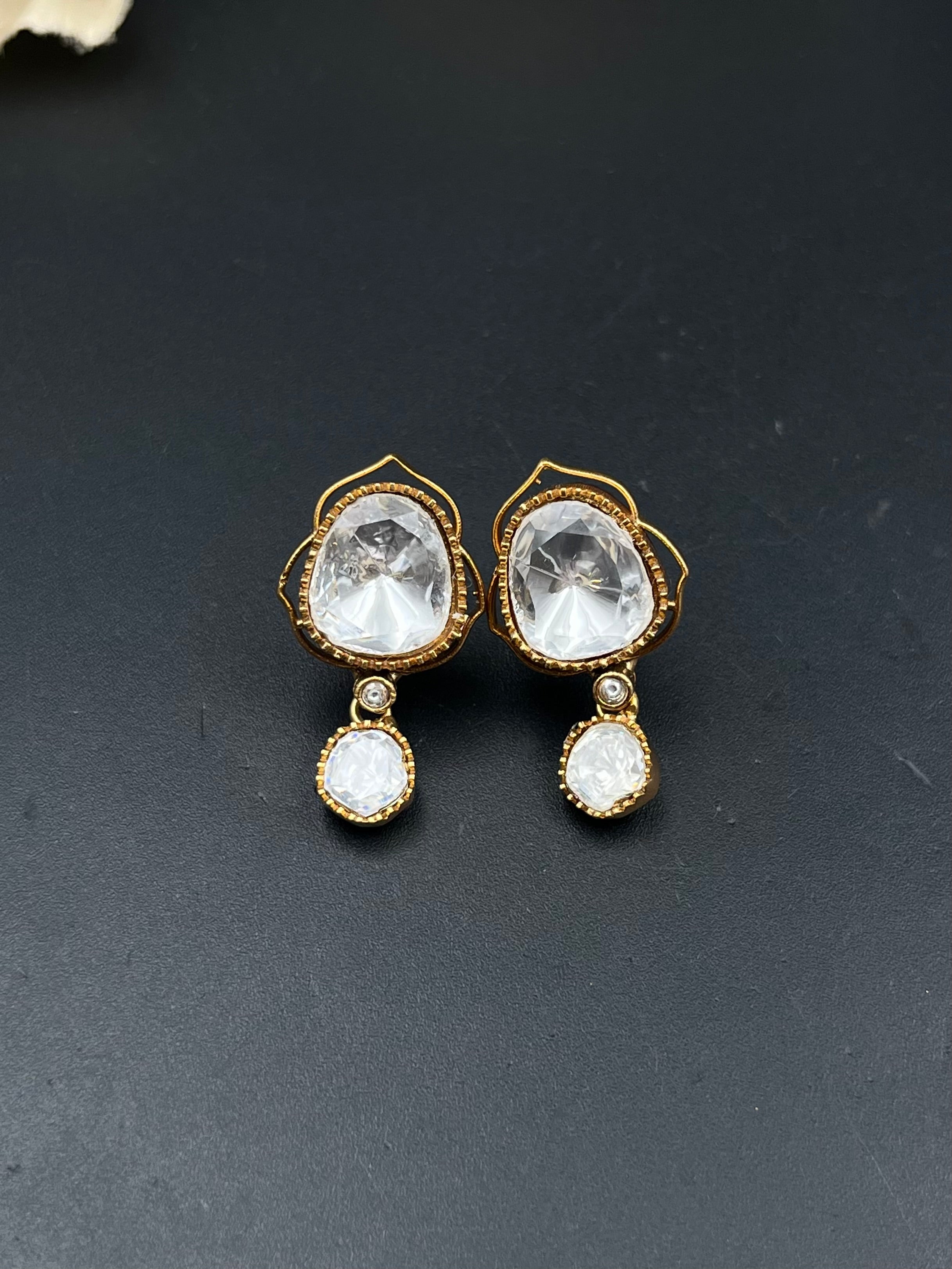 KIRAA PENDANT