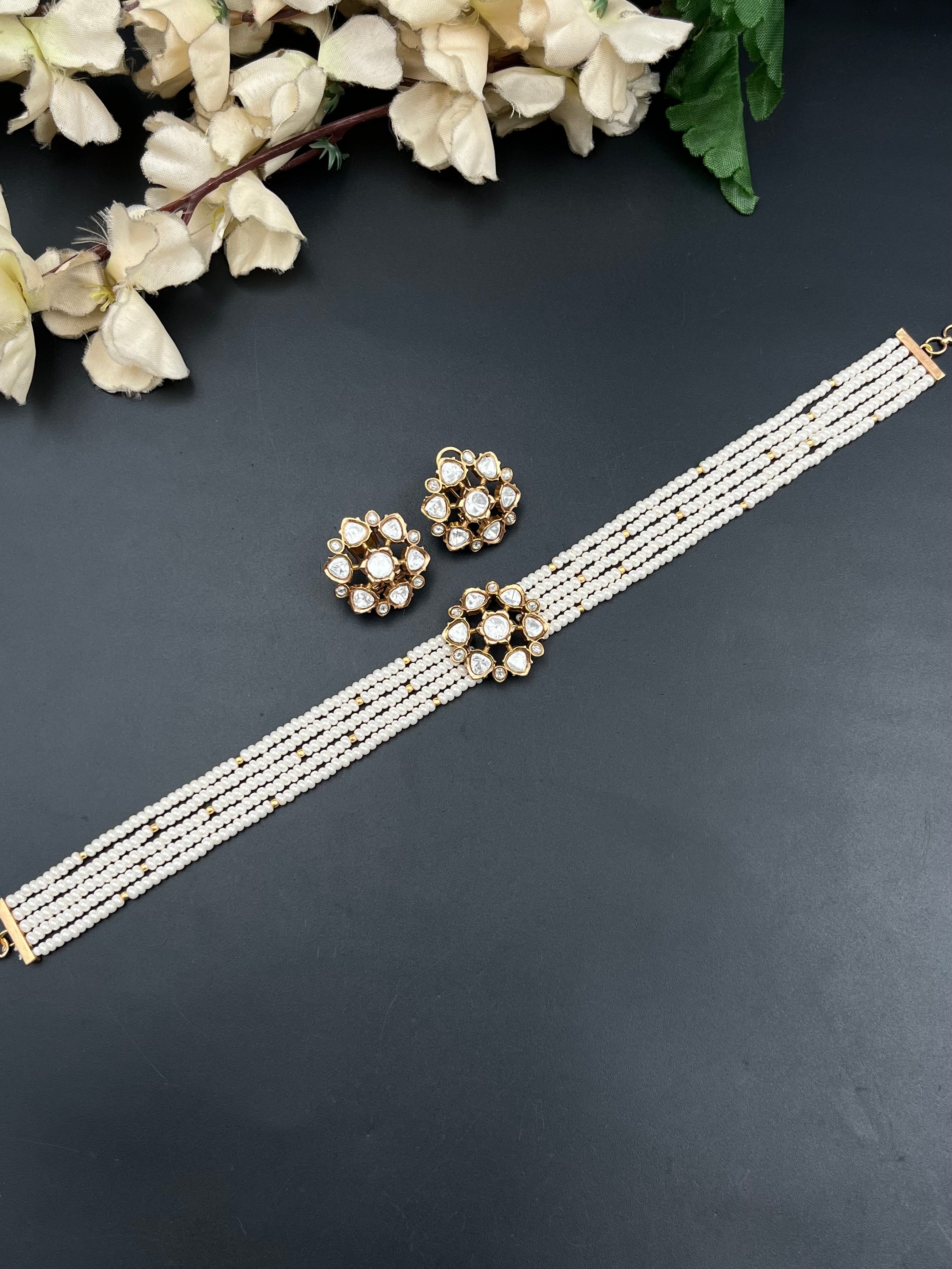 ABLAH NECKLACE