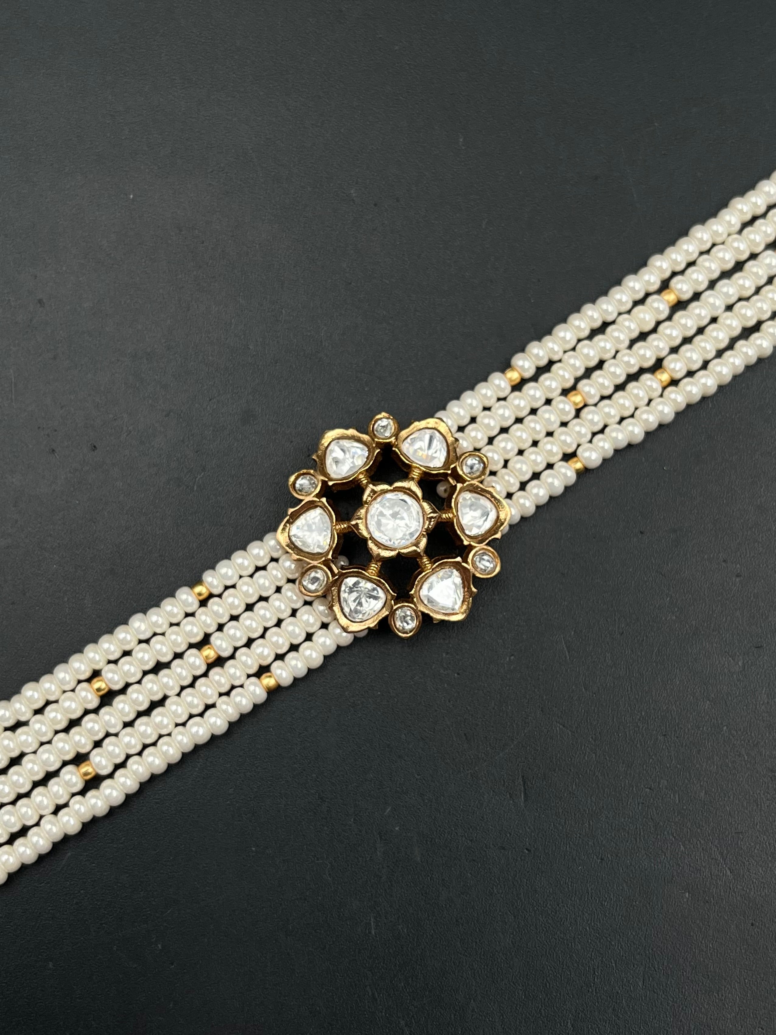 ABLAH NECKLACE