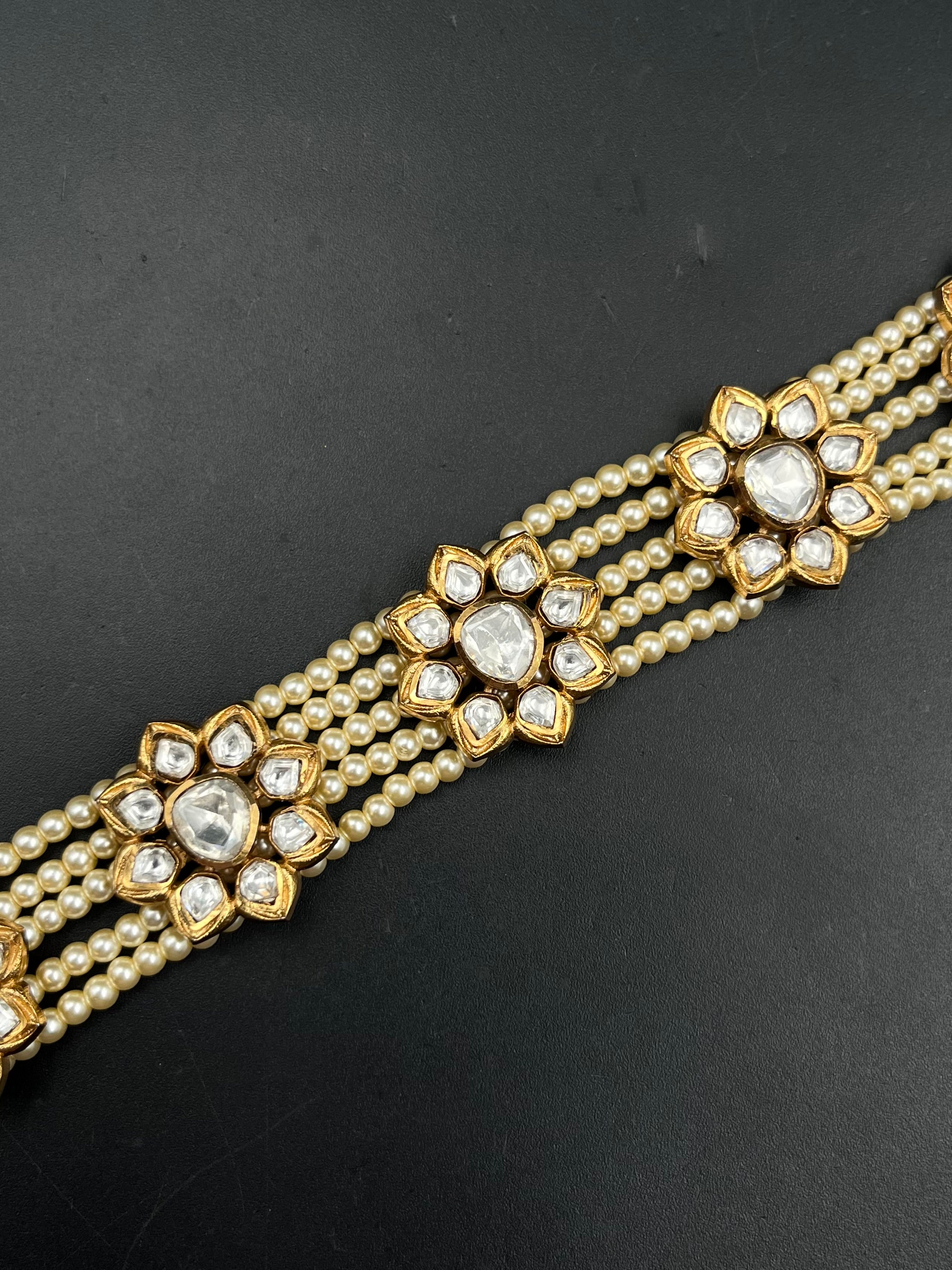 ZEENAT NECKLACE