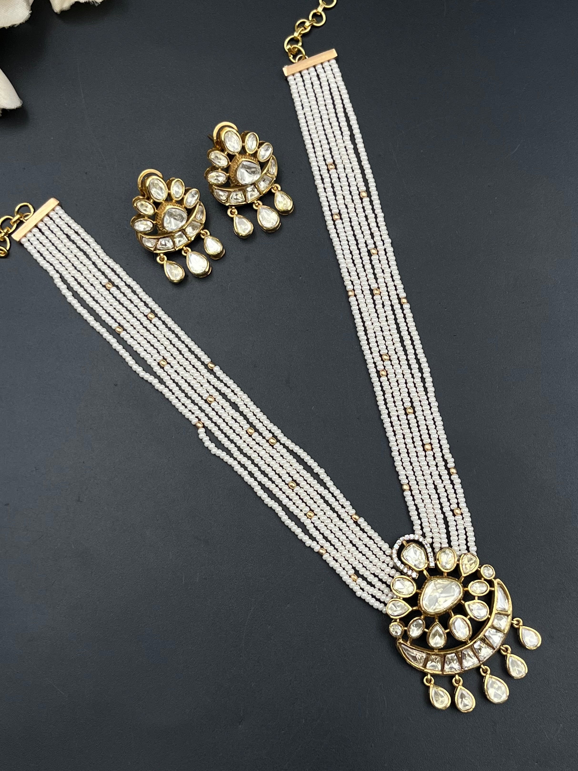 JIYA NECKLACE