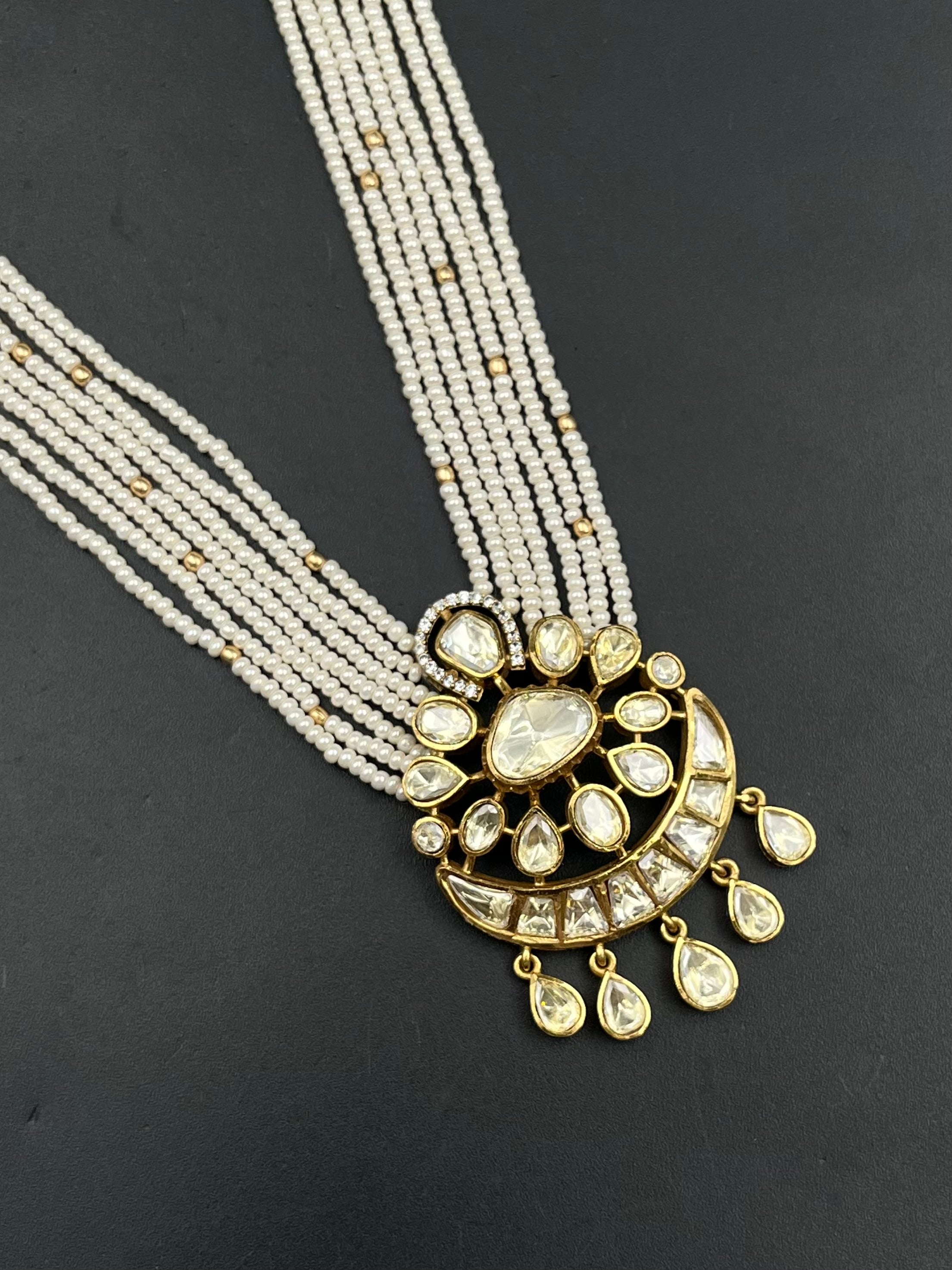 JIYA NECKLACE