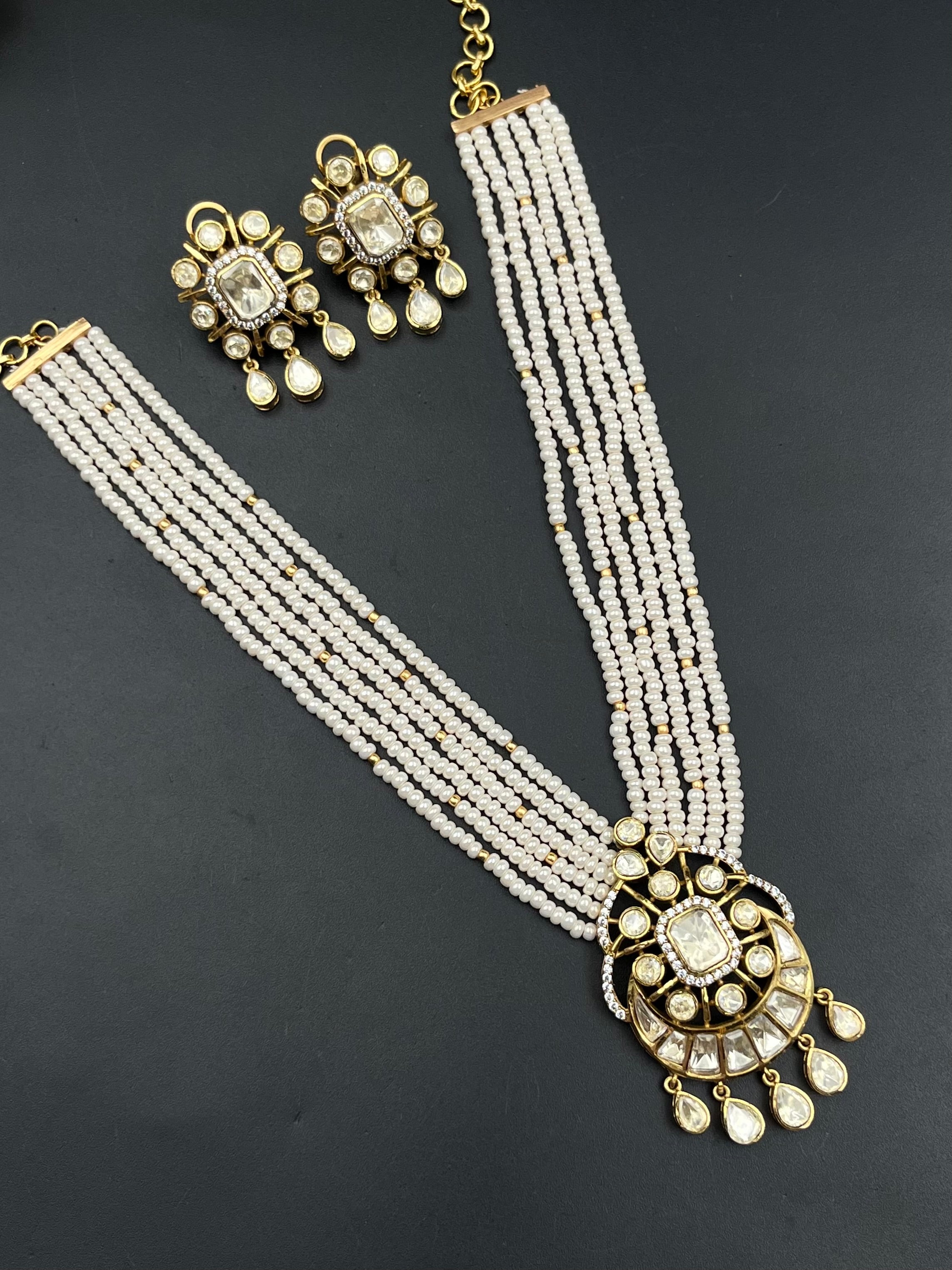 ALIMA NECKLACE