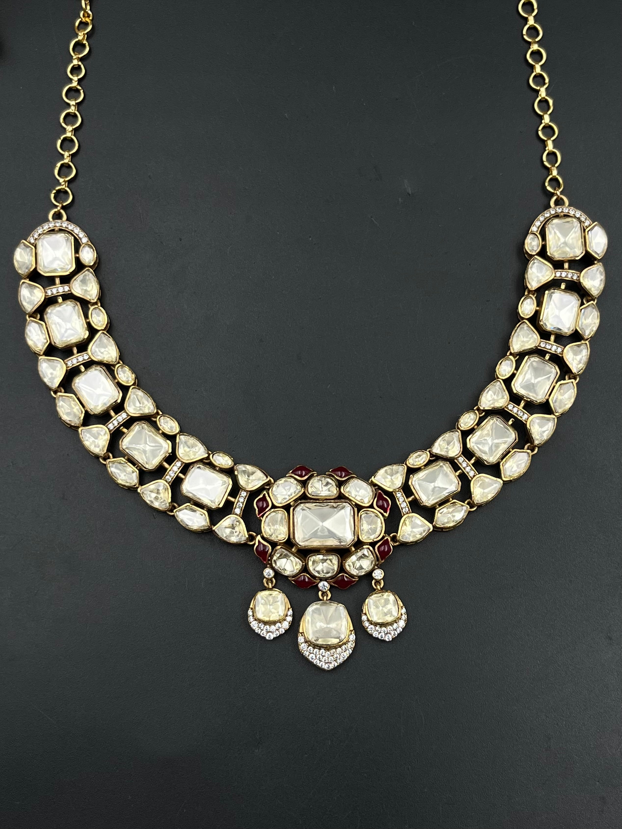 KYDA NECKLACE