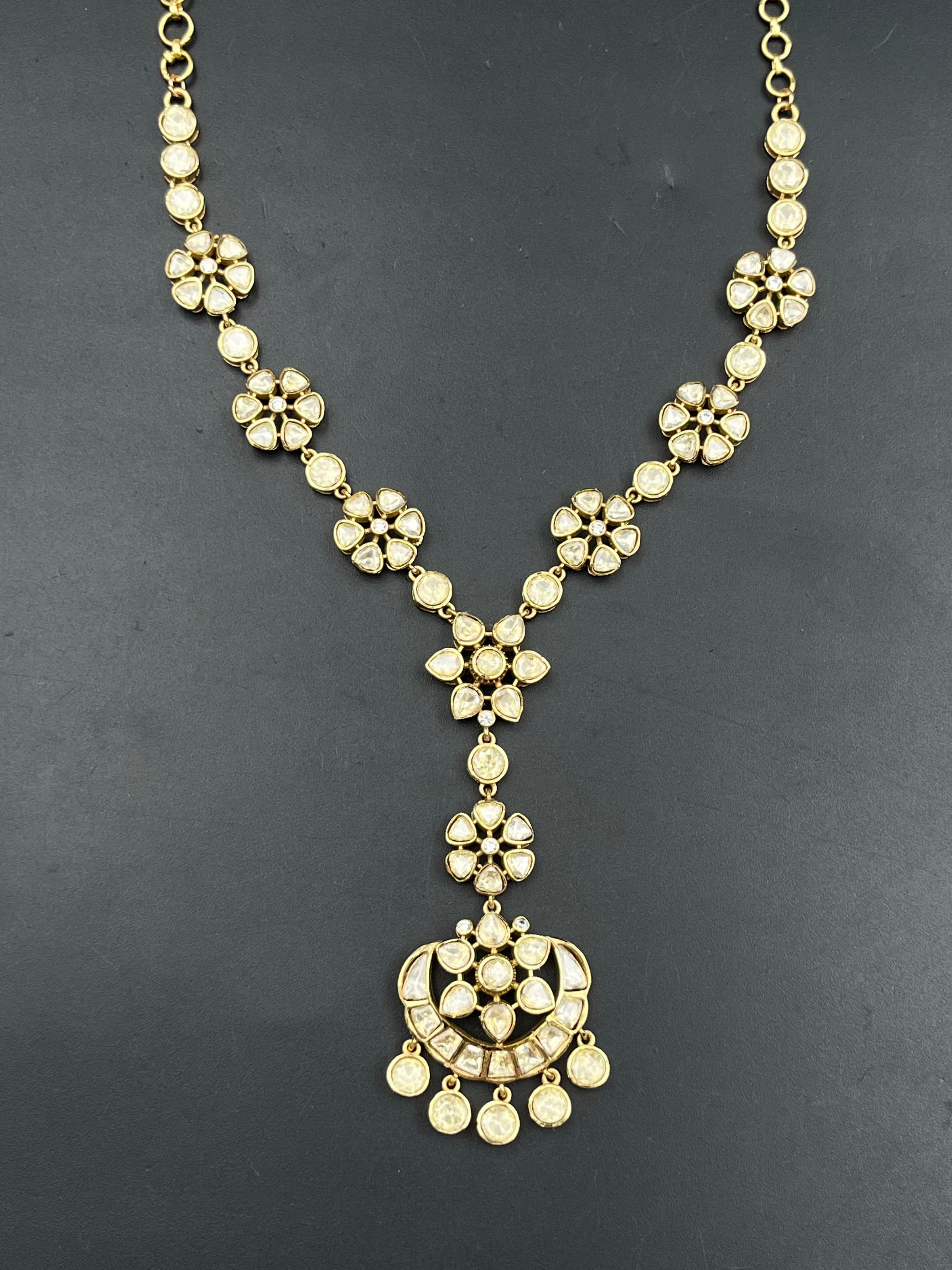 NAJMA NECKLACE