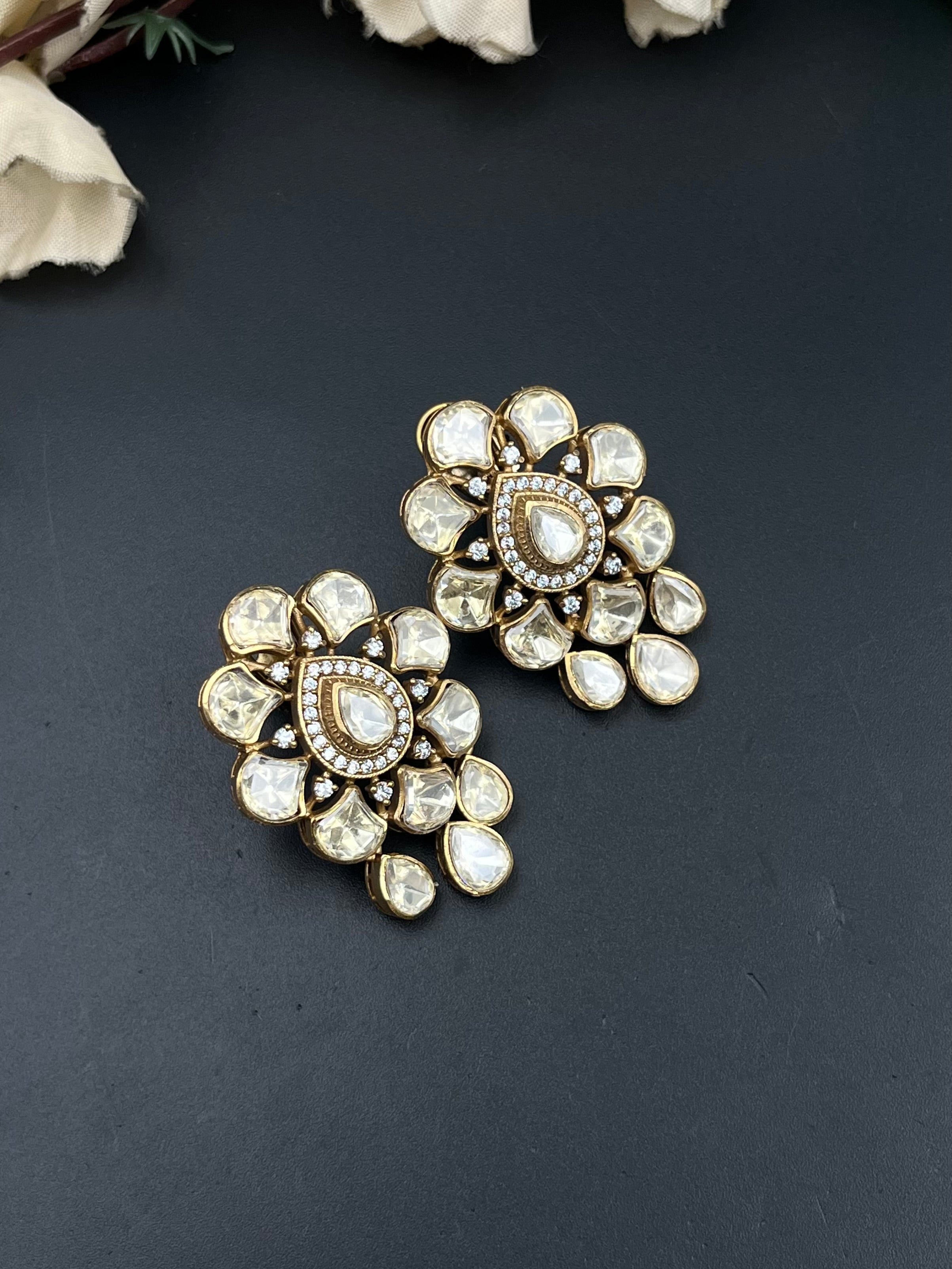 KIRAT NECKLACE