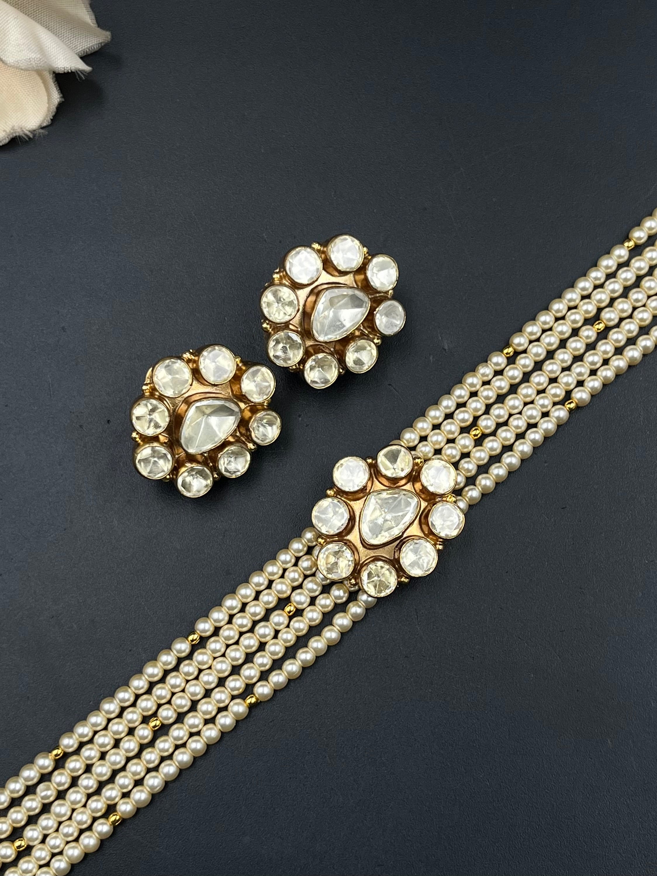 JITA NECKLACE
