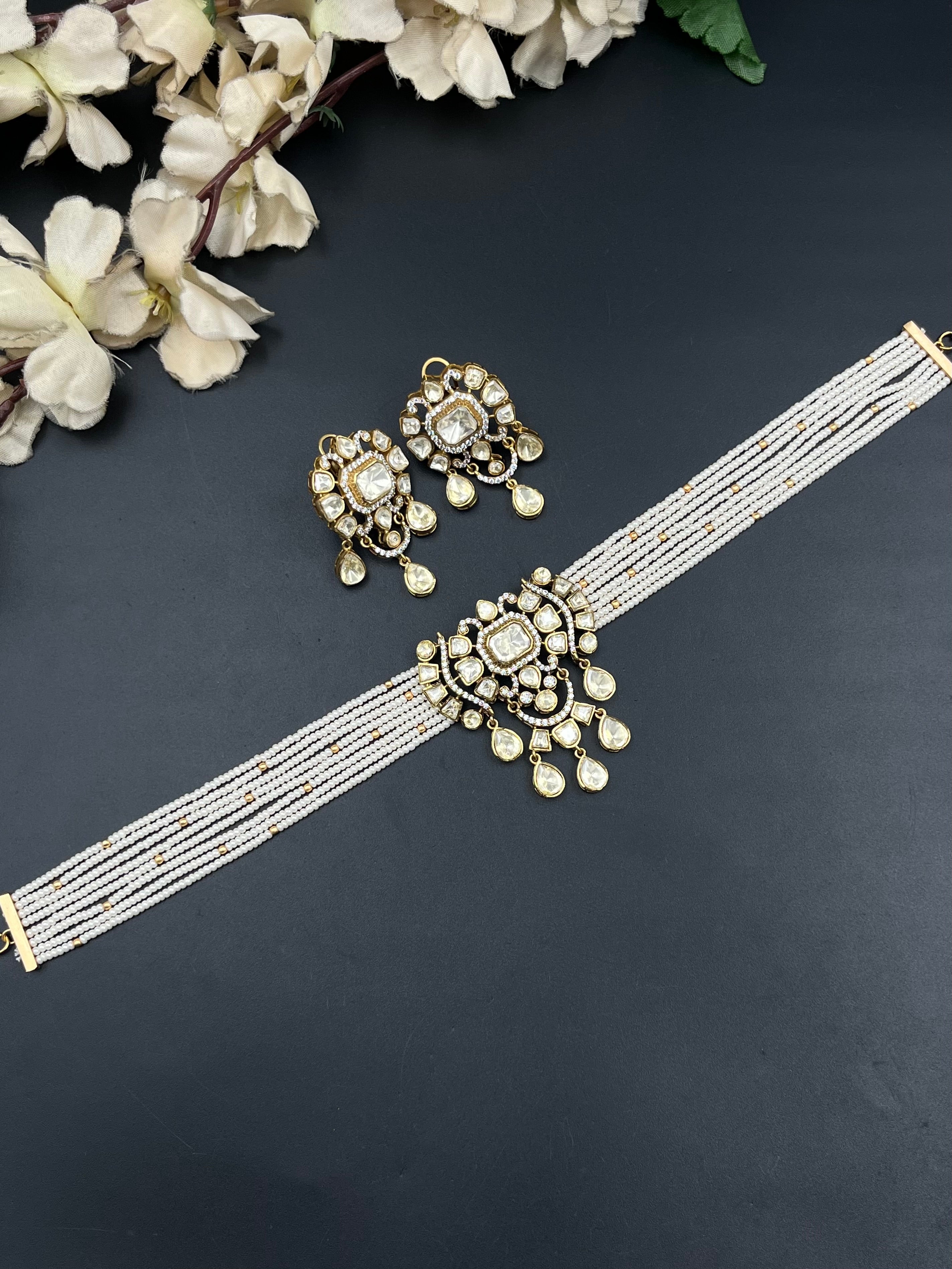 SHREE NECKLACE