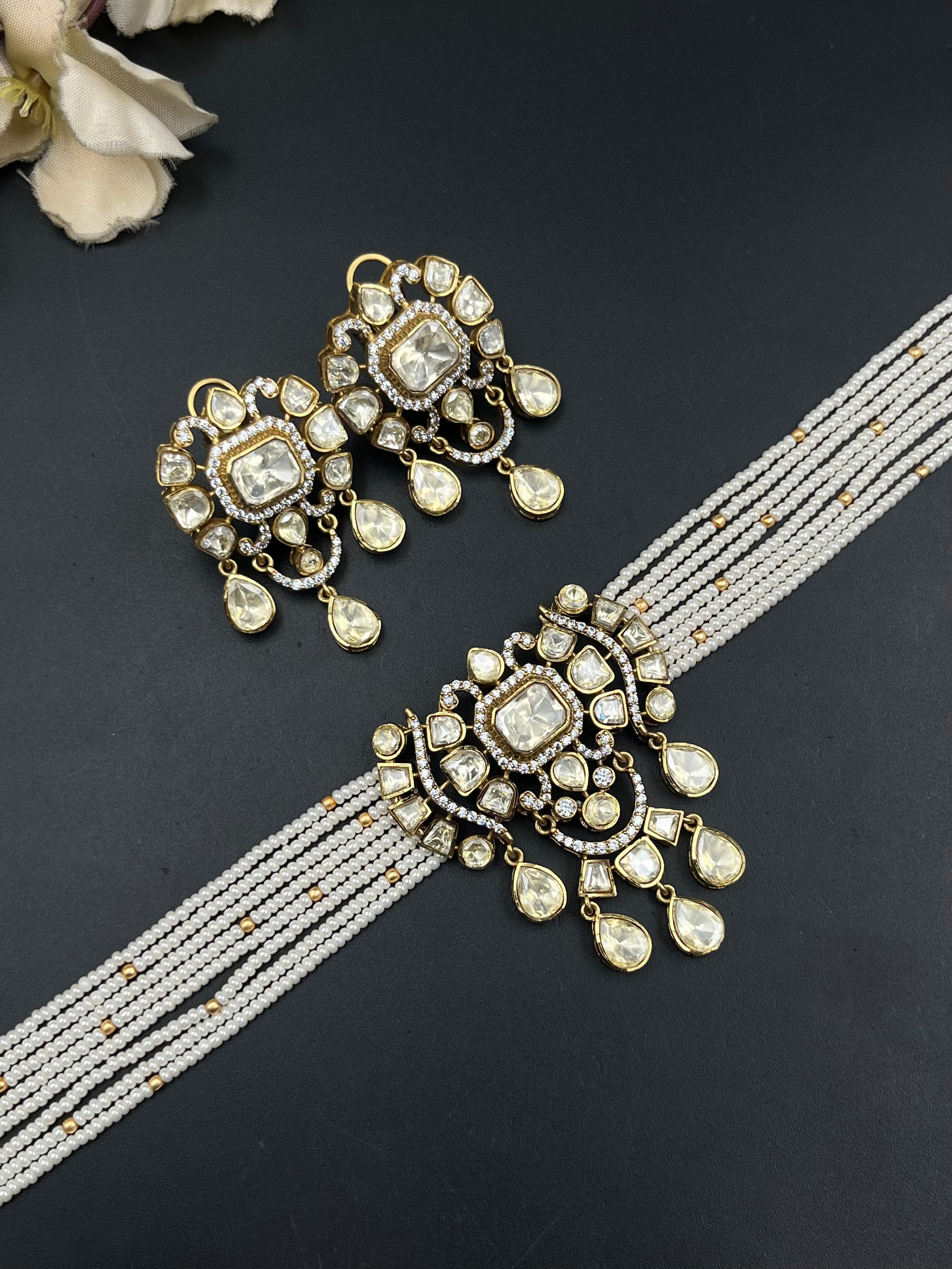 SHREE NECKLACE