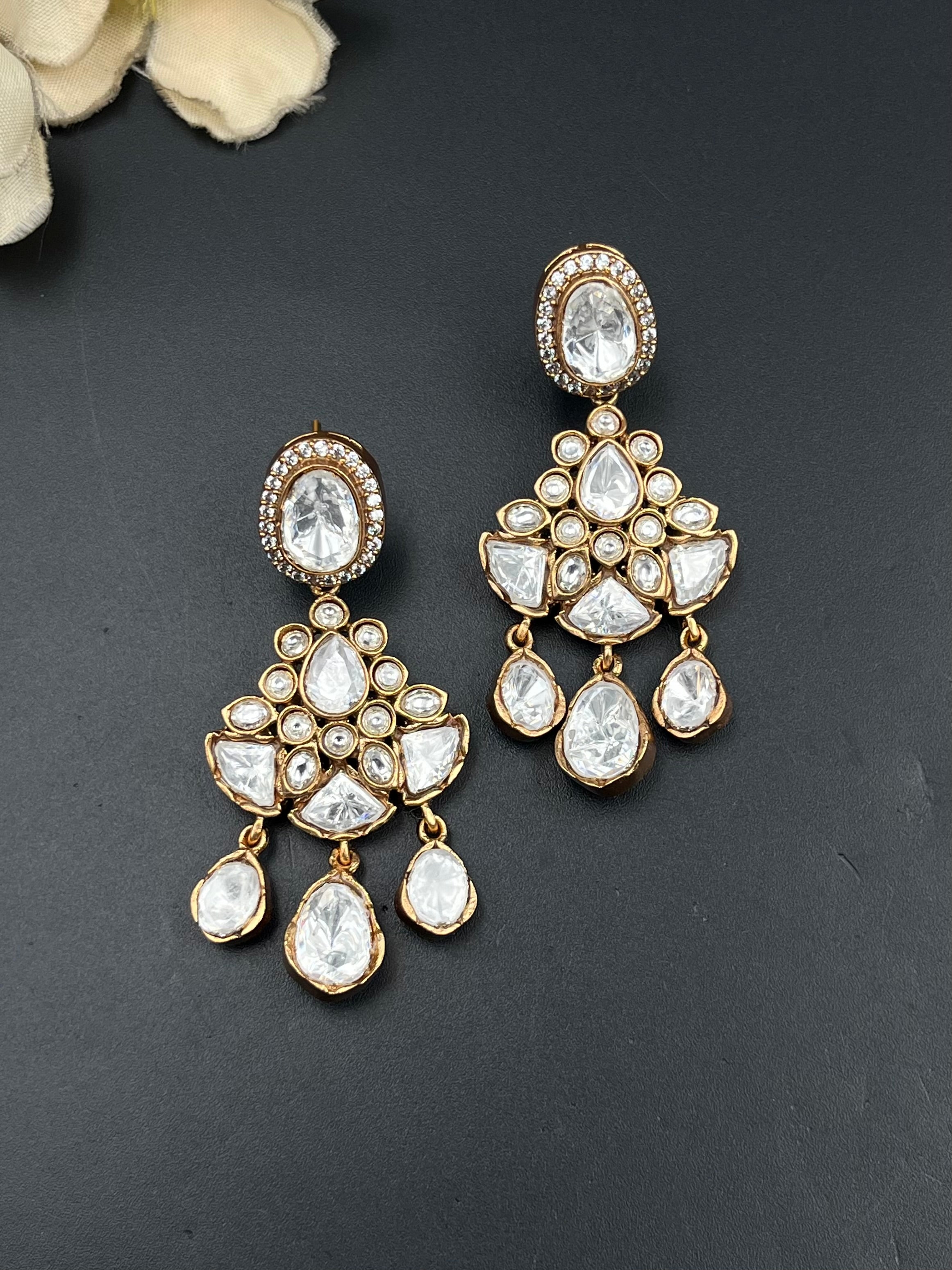 JINA NECKLACE