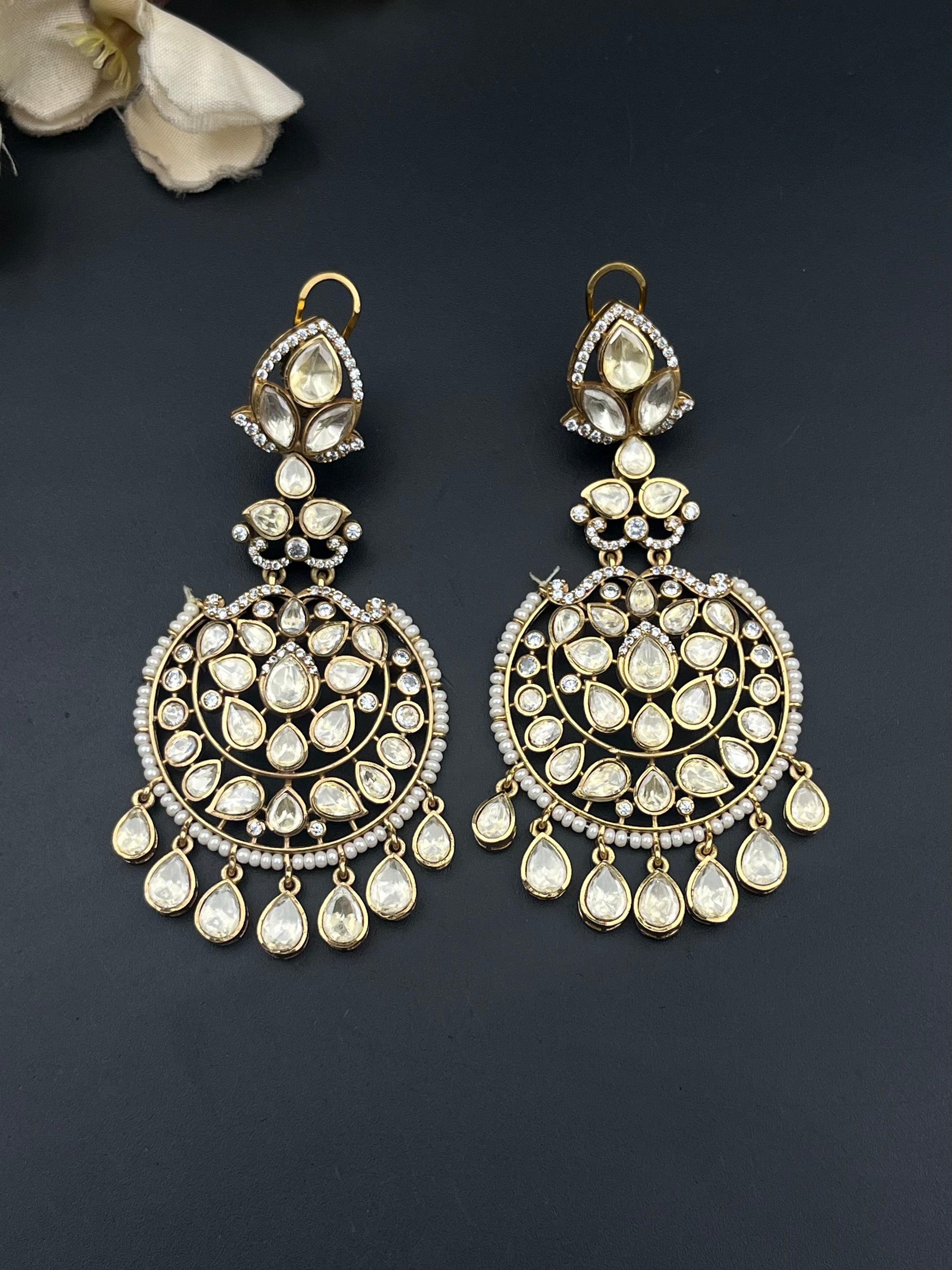 ANIMA EARRING