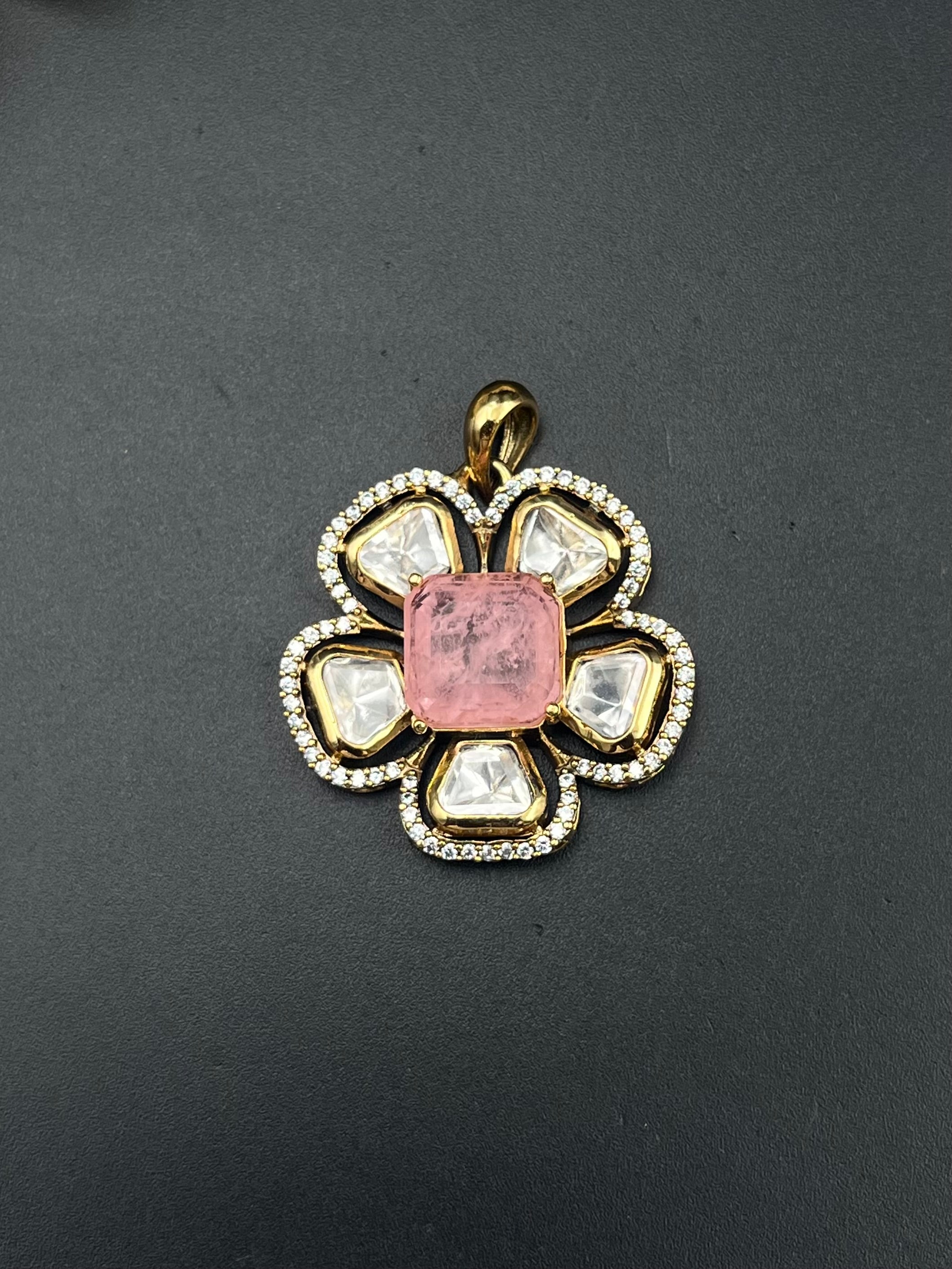 PARIDI PENDANT