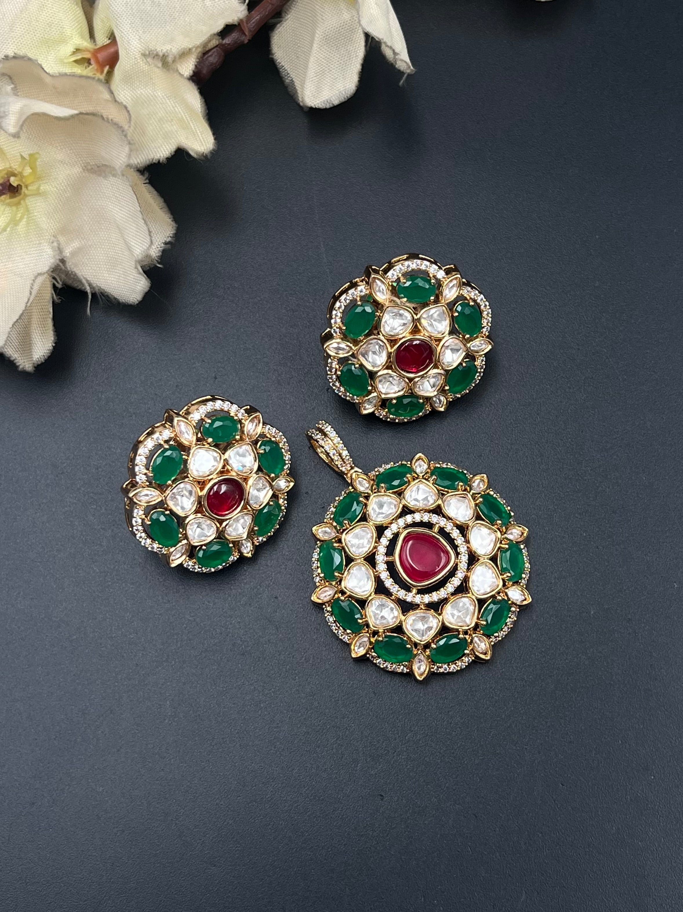 PRAGTI PENDANT