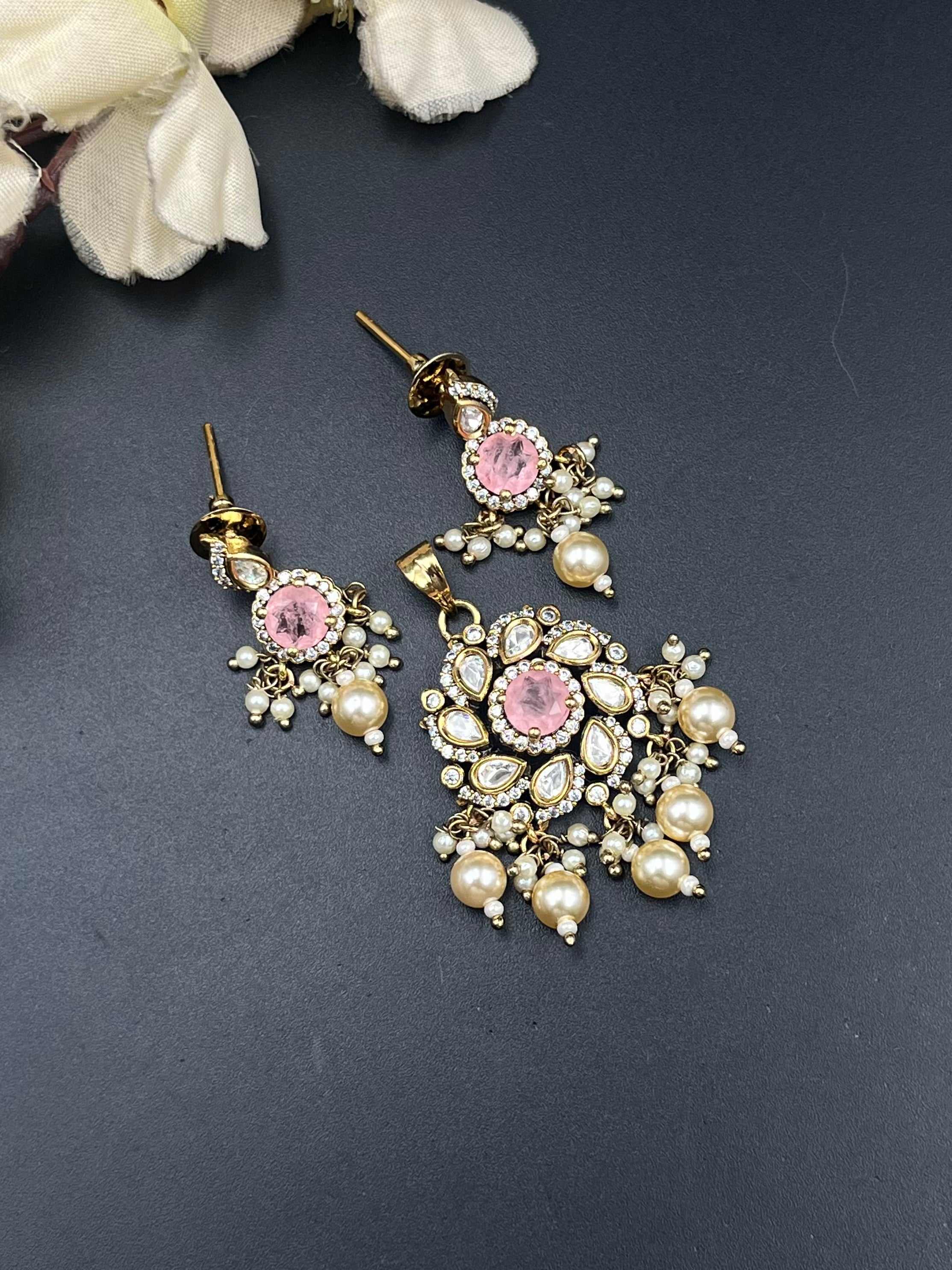 PACHU PENDANT