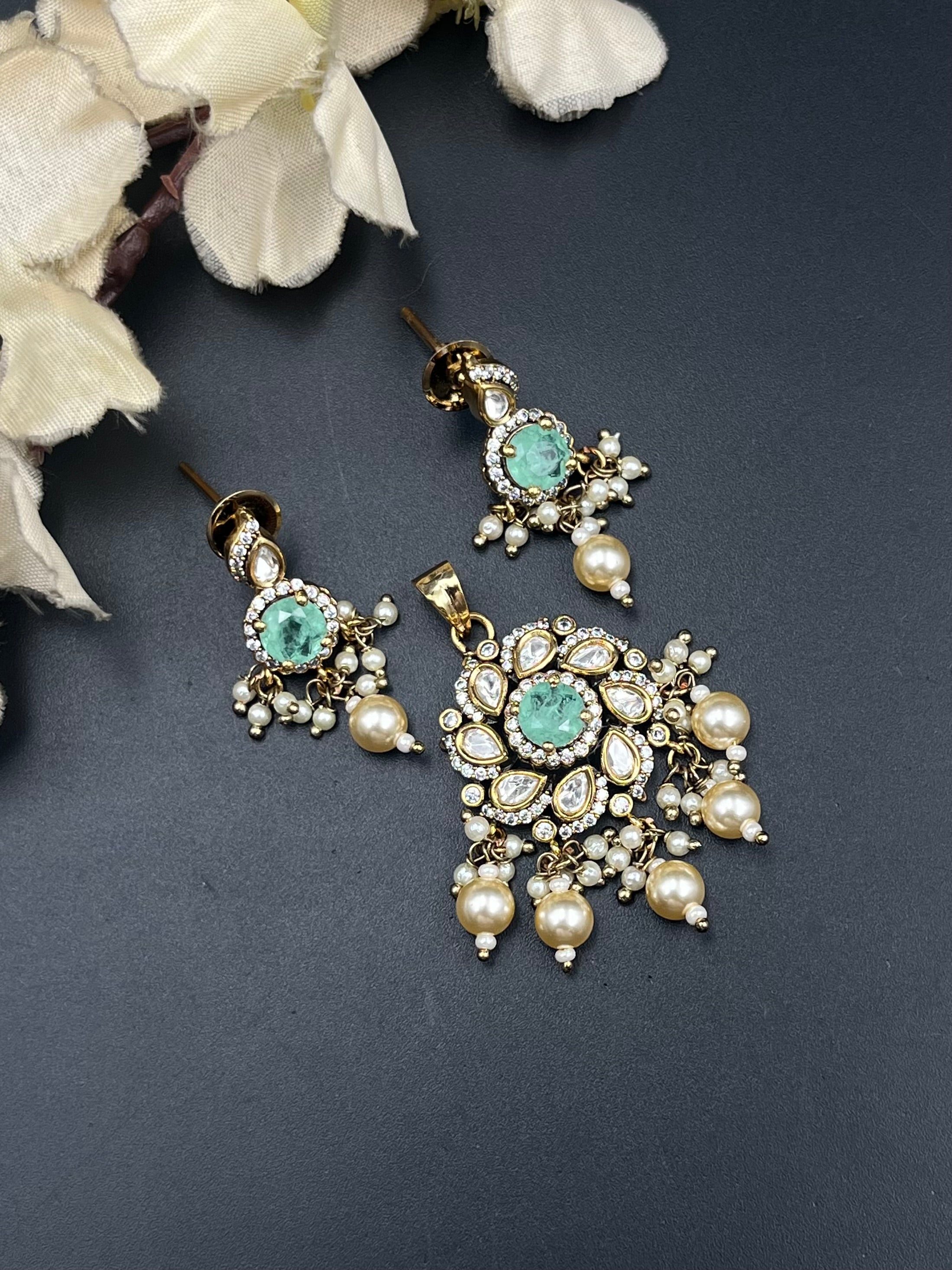 PACHU PENDANT
