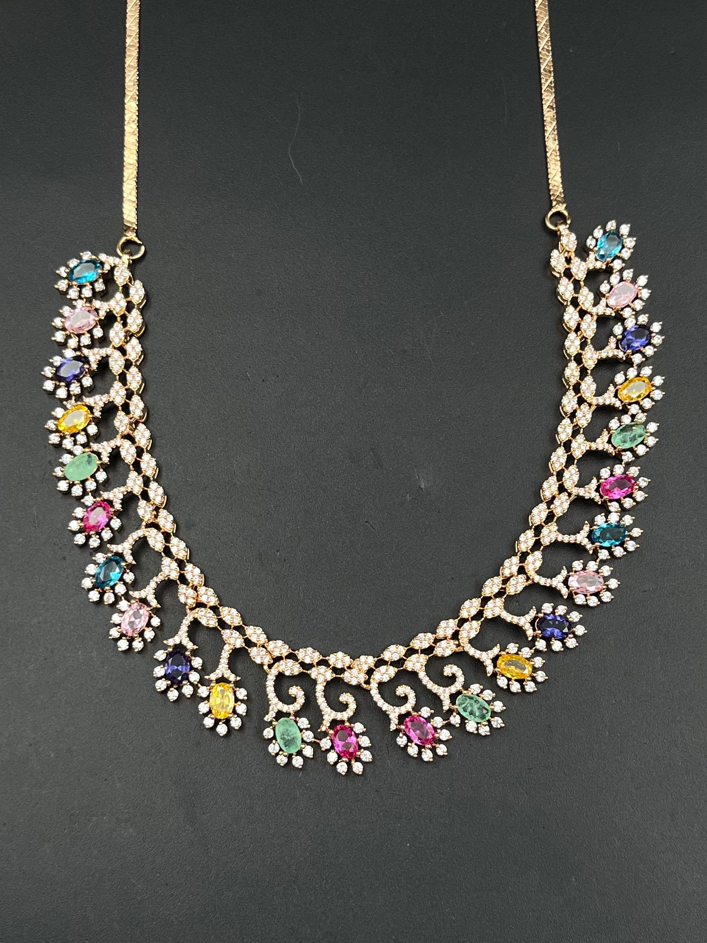 AISHA NECKLACE