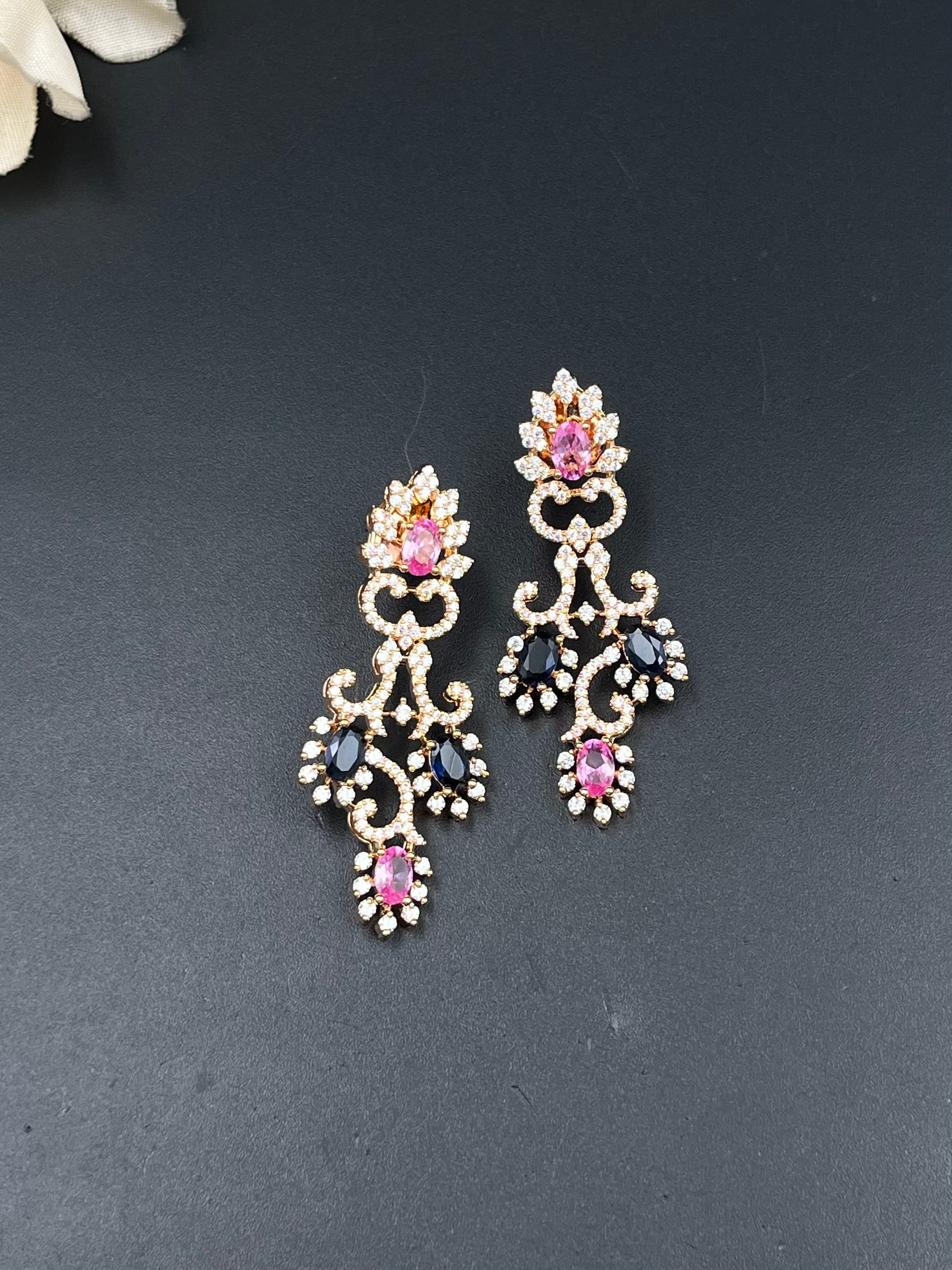AISHA NECKLACE