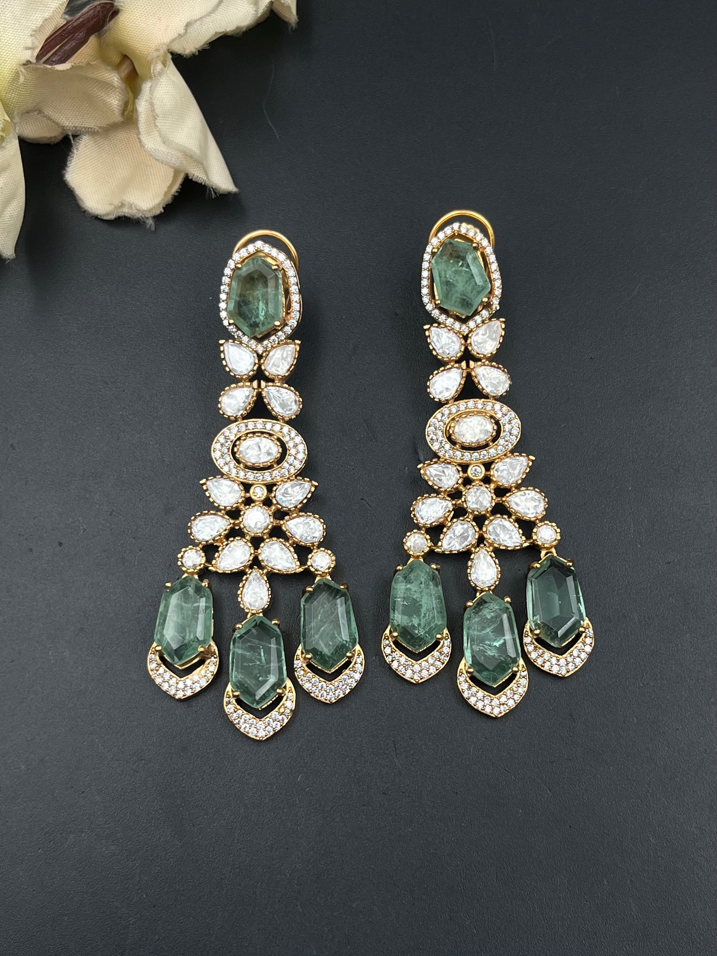 AIYSHA EARRING