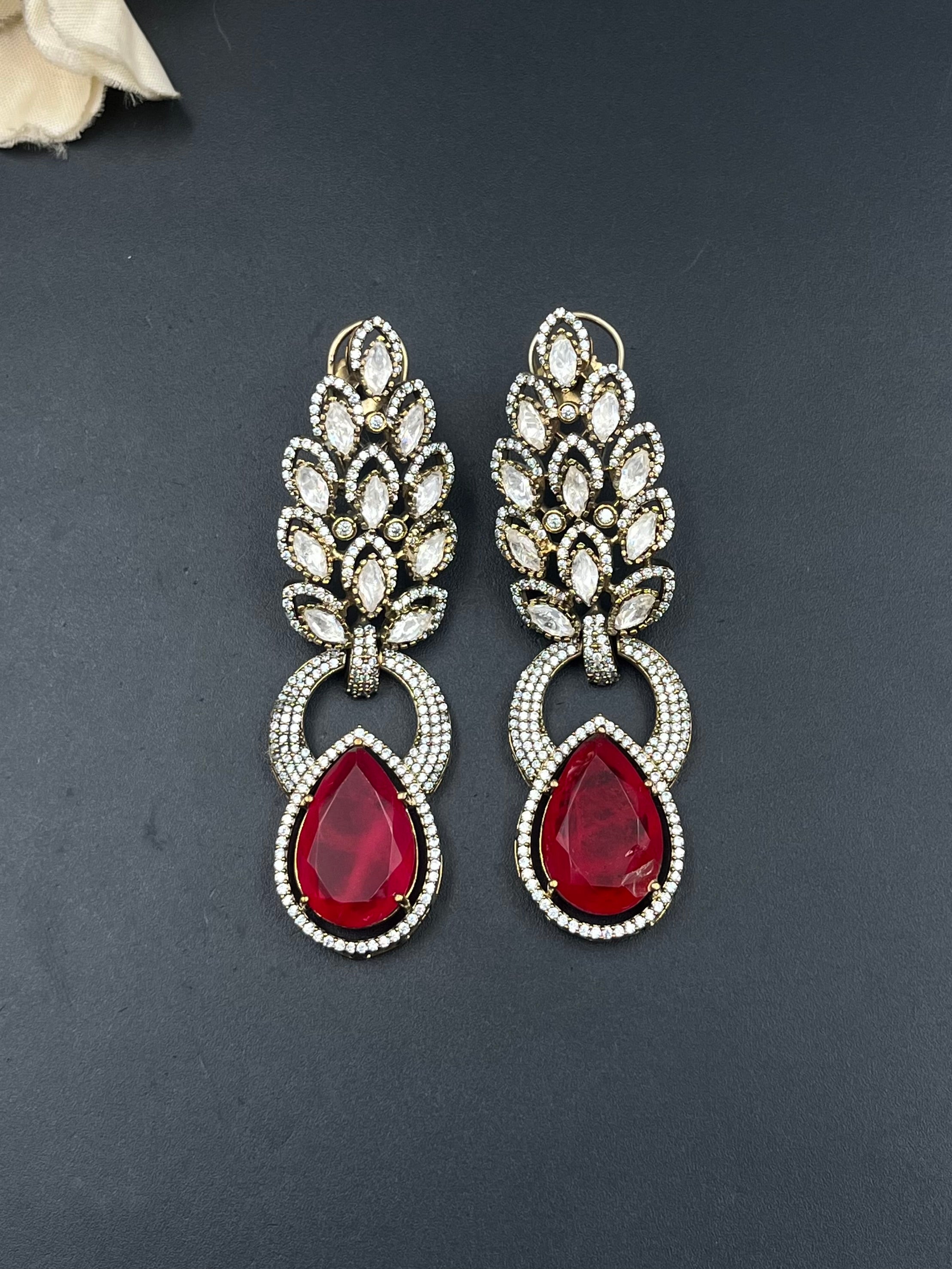 AZIZA EARRING