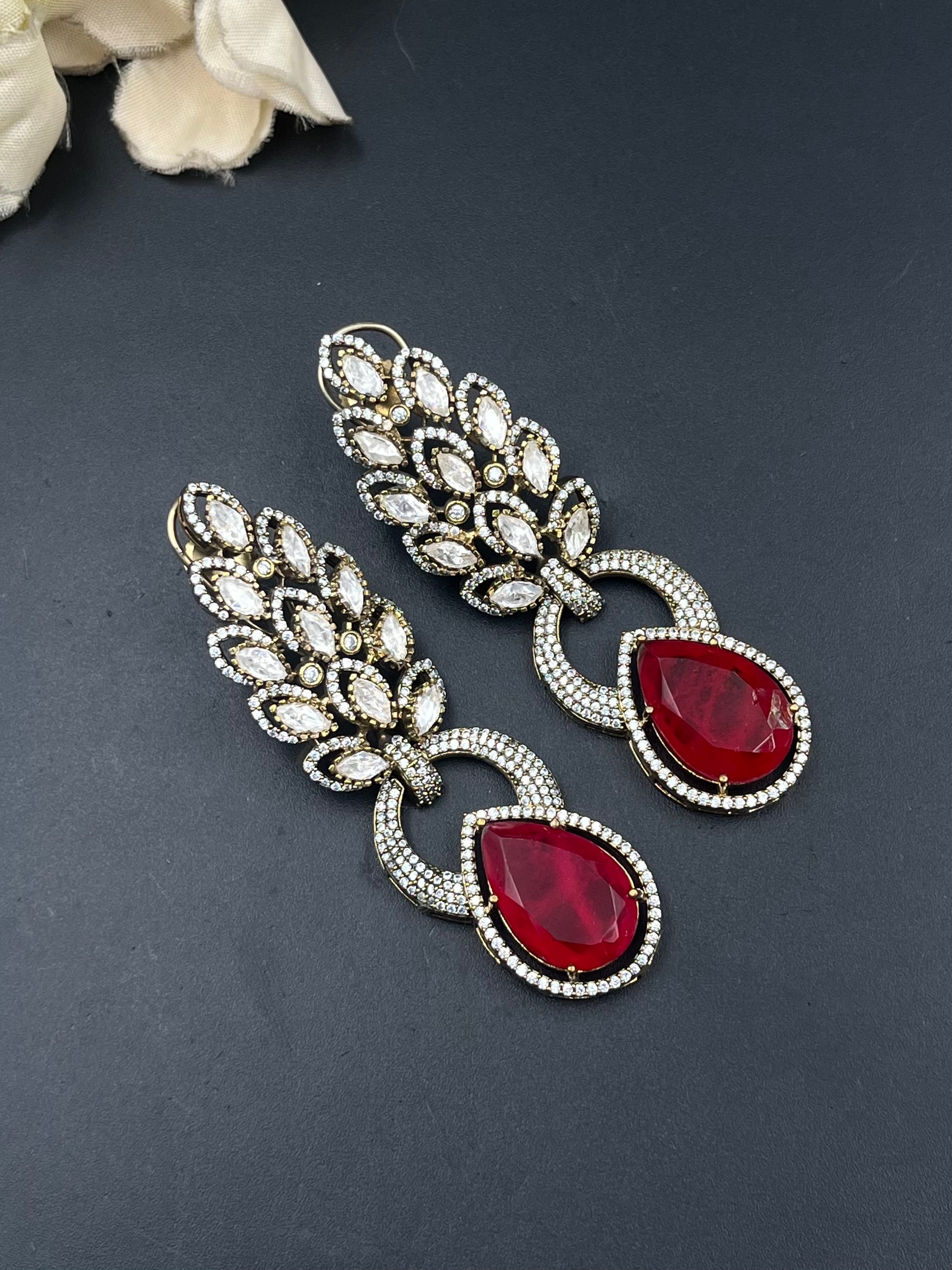 AZIZA EARRING