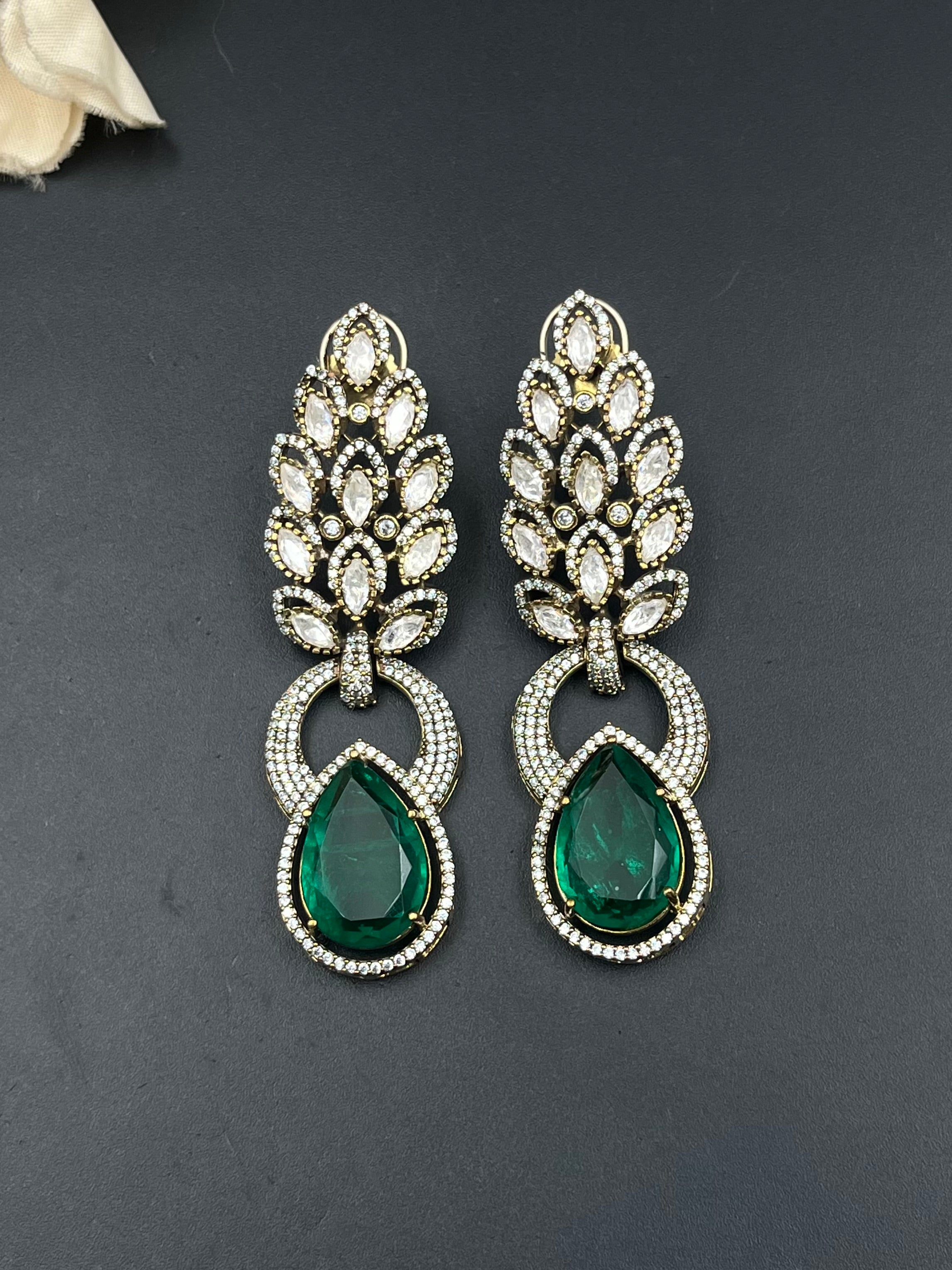AZIZA EARRING