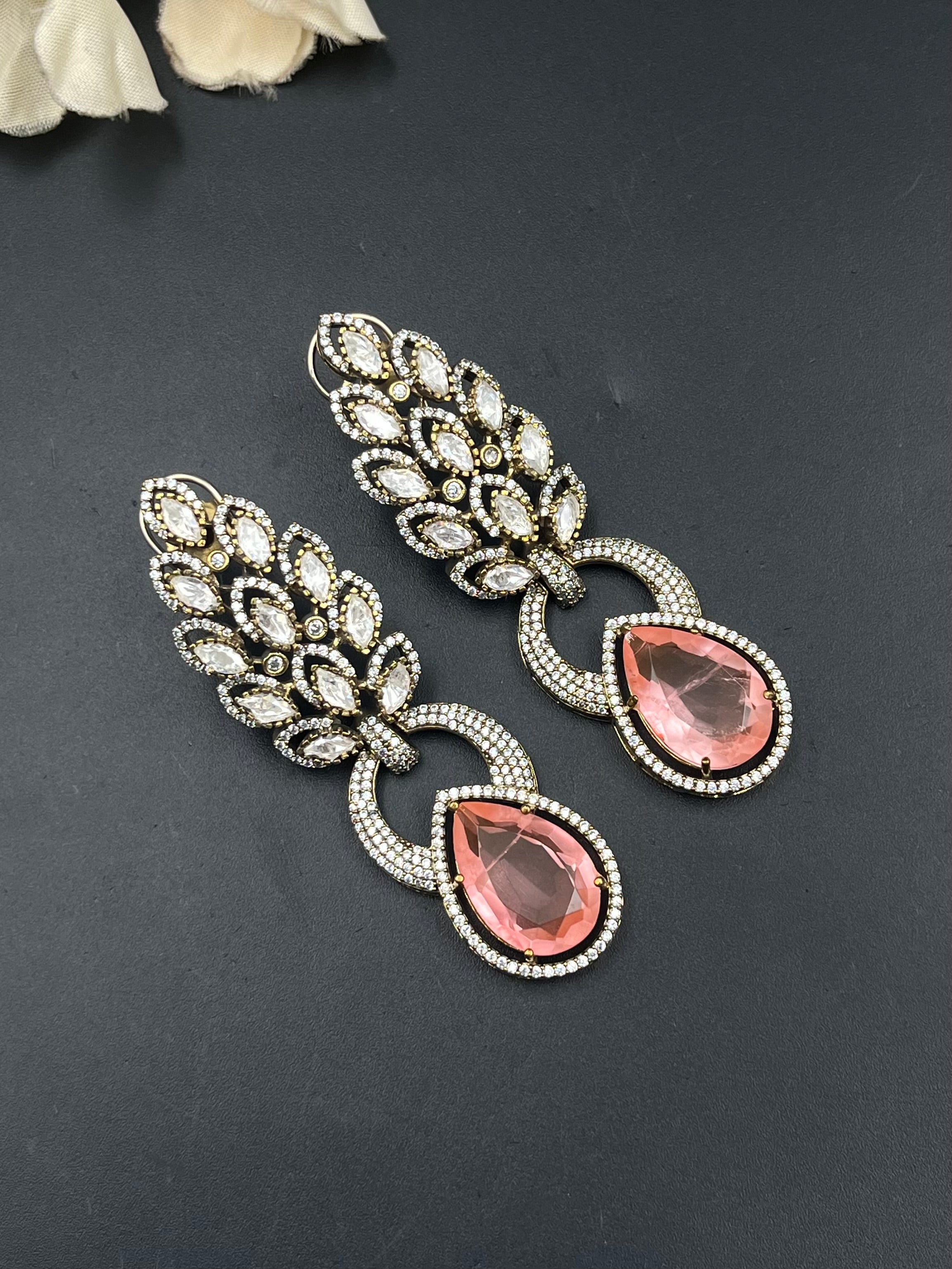 AZIZA EARRING