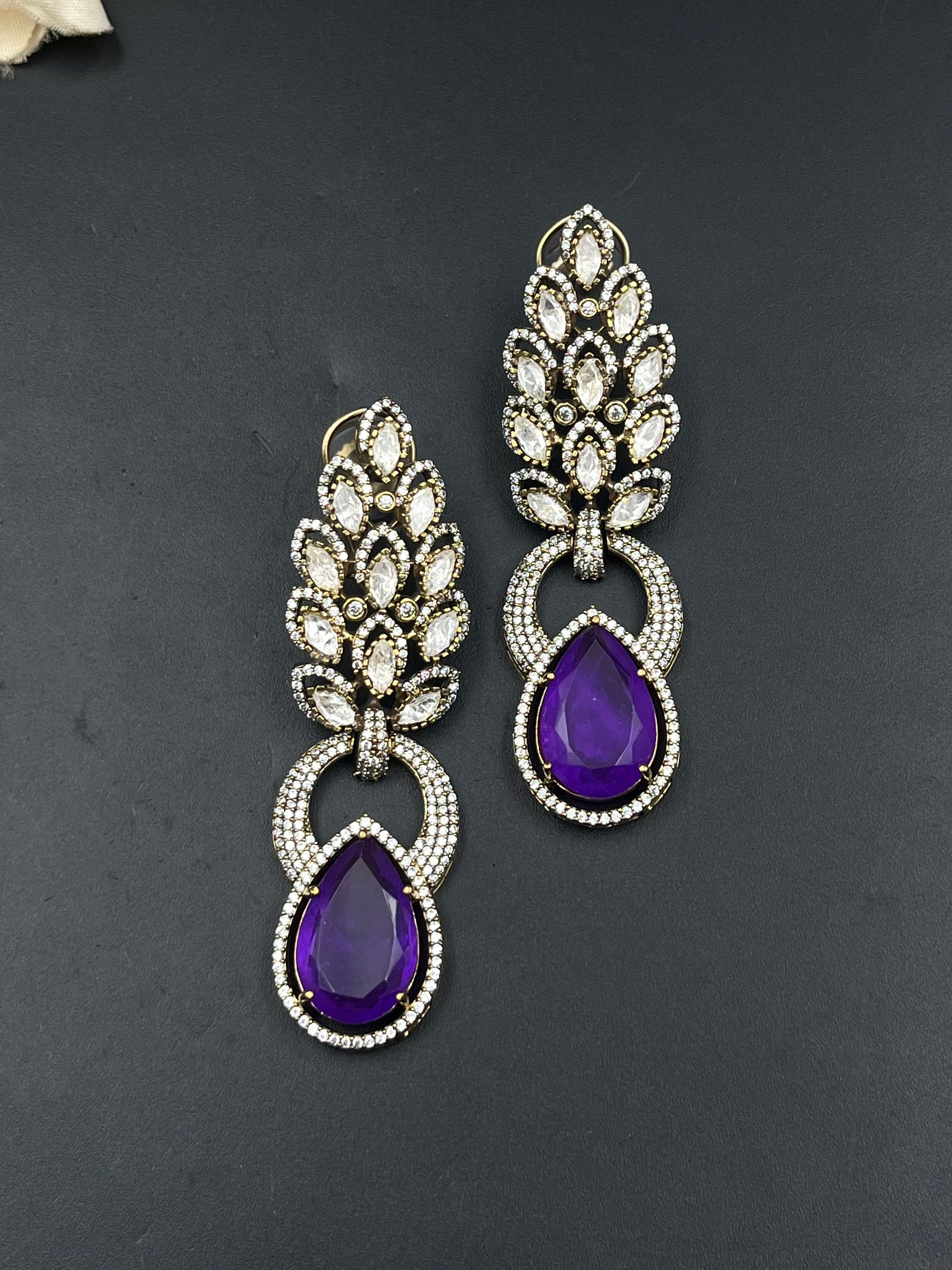 AZIZA EARRING