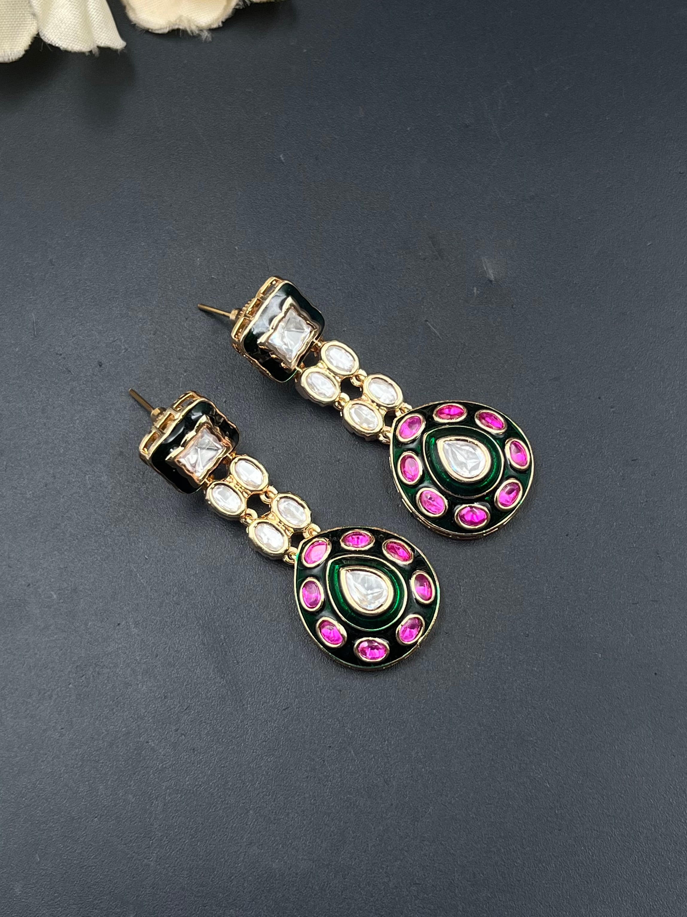 AAMIRA EARRING