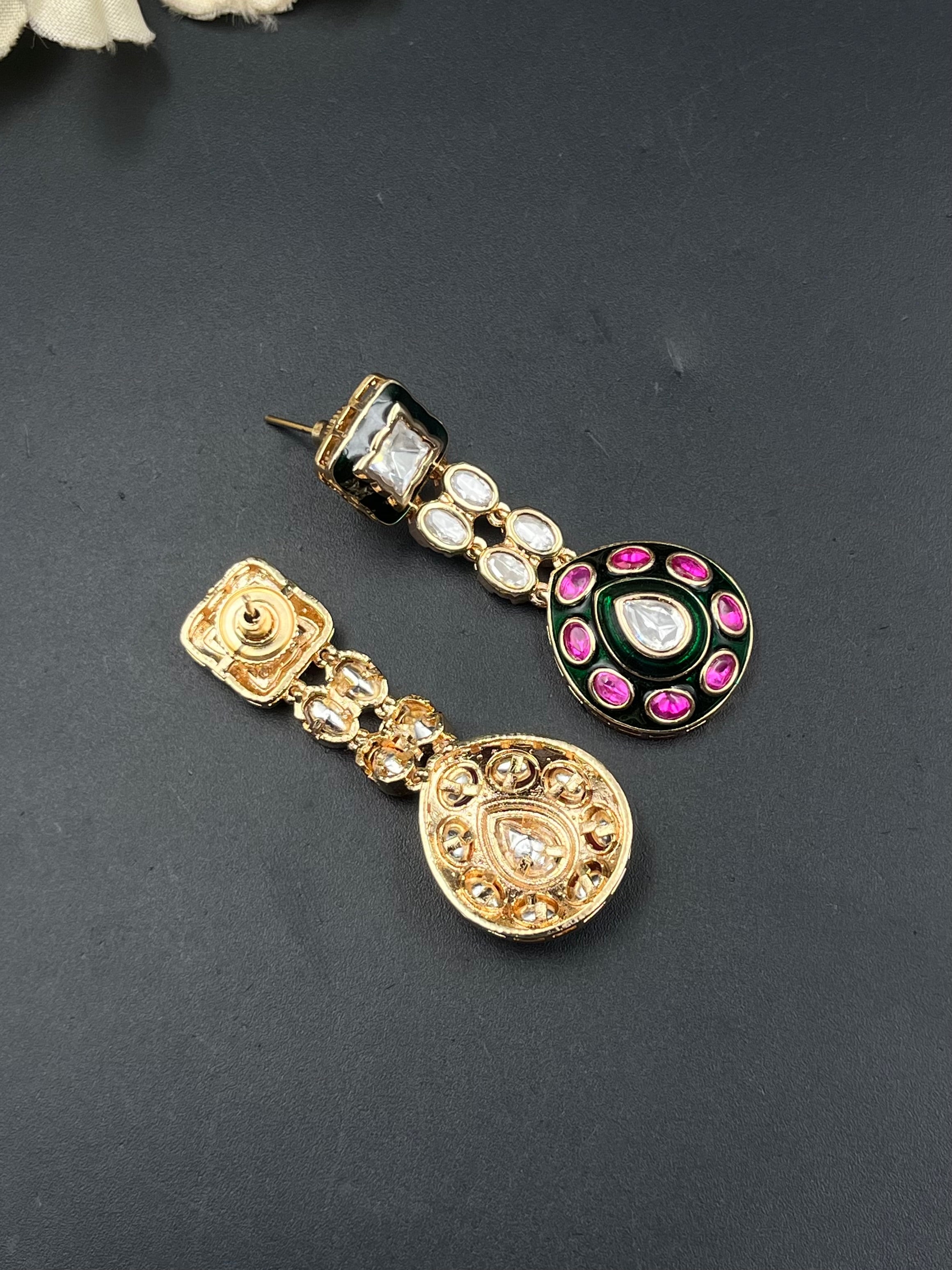 AAMIRA EARRING
